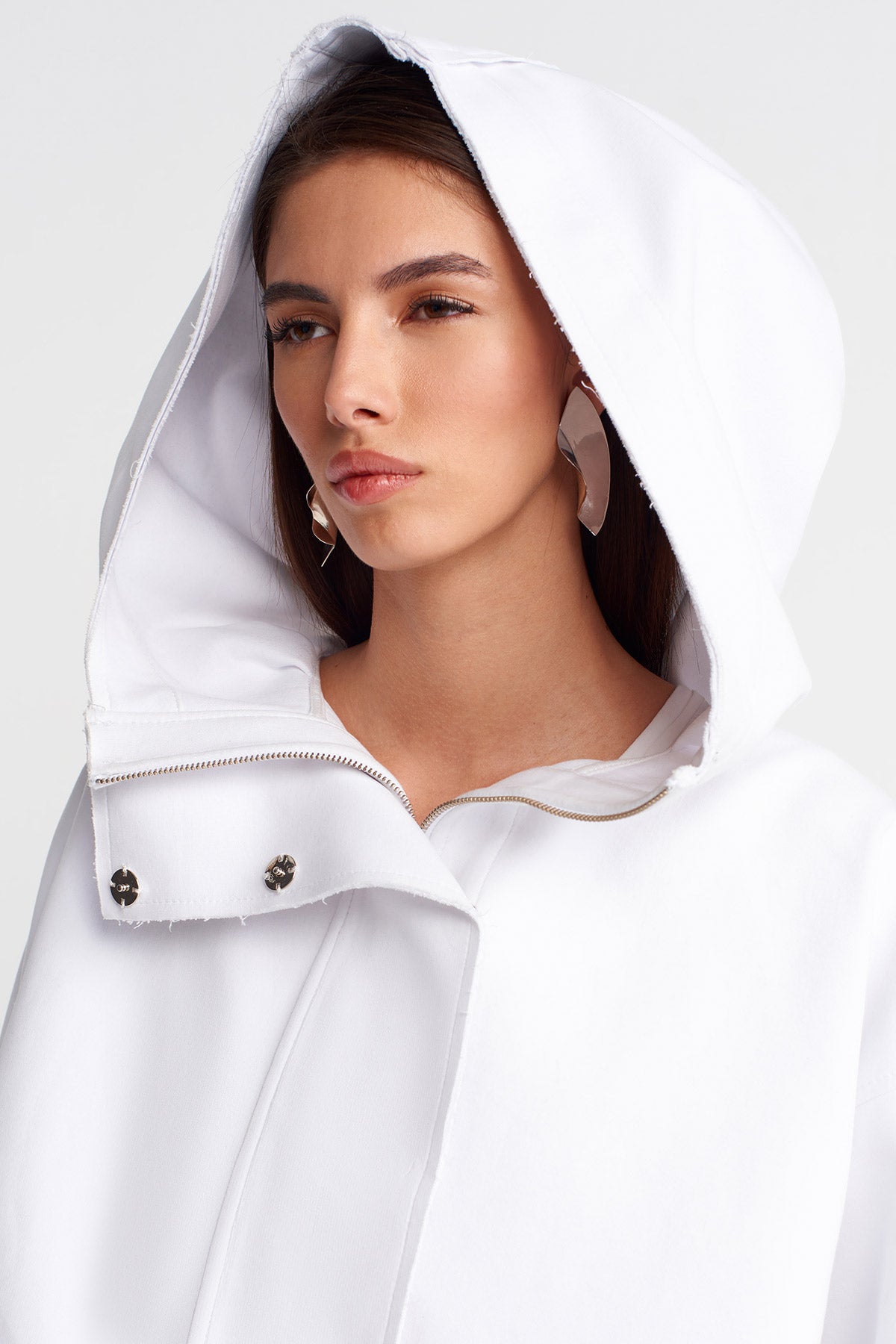 Kırık Beyaz Kapüşonlu Kısa Ceket-Y265015017