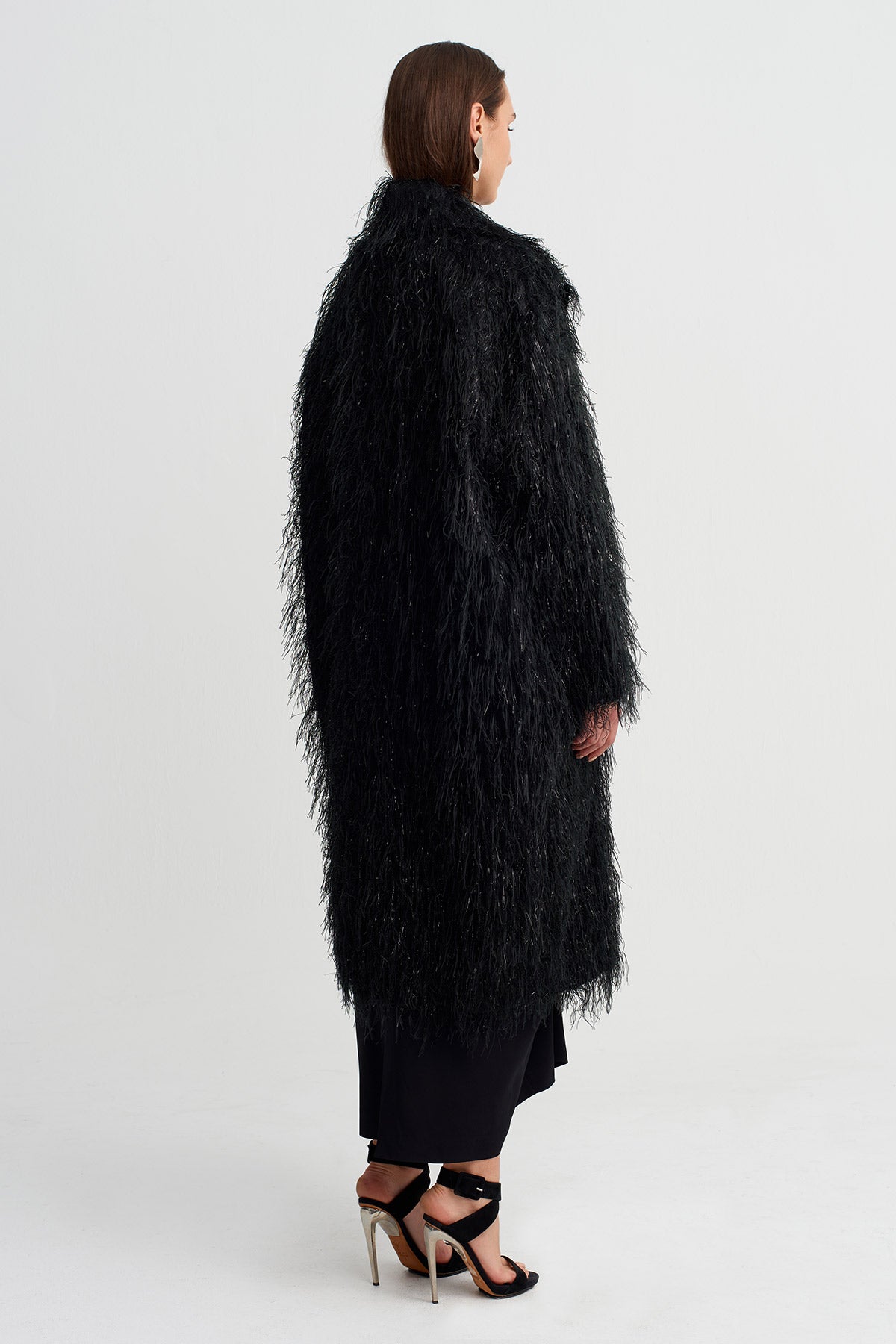 Siyah Uzun Tüylü Dokulu Oversize Kaban-Y267017008