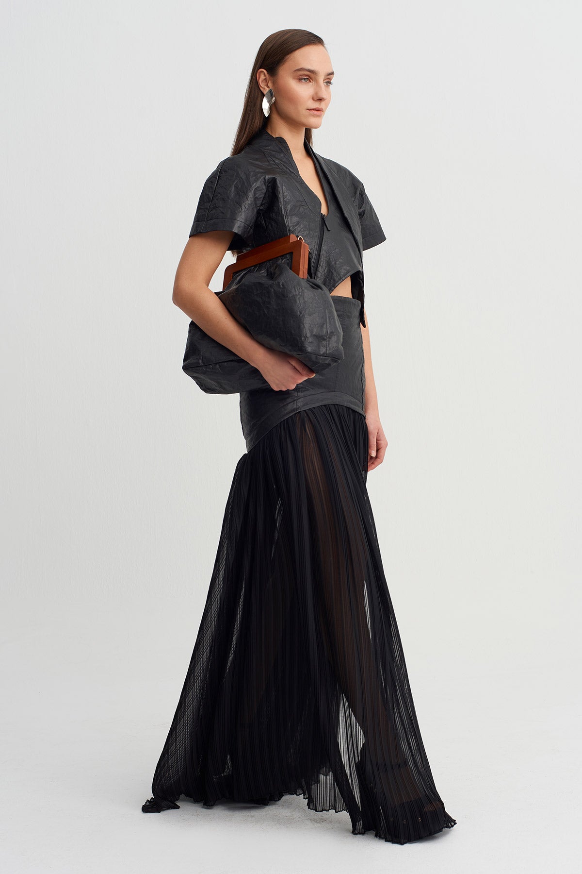 Siyah Ahşap Çerçeveli Deri Çanta-Y268018018