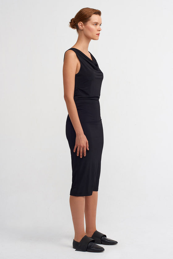 Siyah Dökümlü Yaka, Sırt Dekolteli Mini Elbise-K234014081