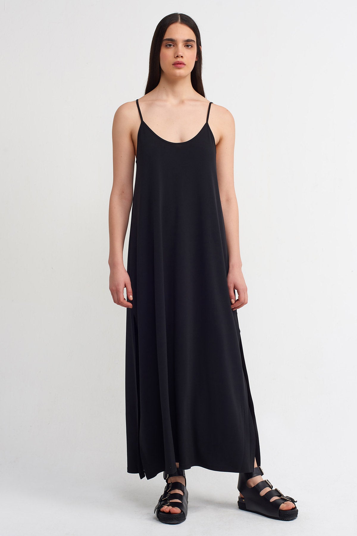 Siyah Uzun, Askılı, Yırtmaç Detaylı Jarse Elbise-K234014099