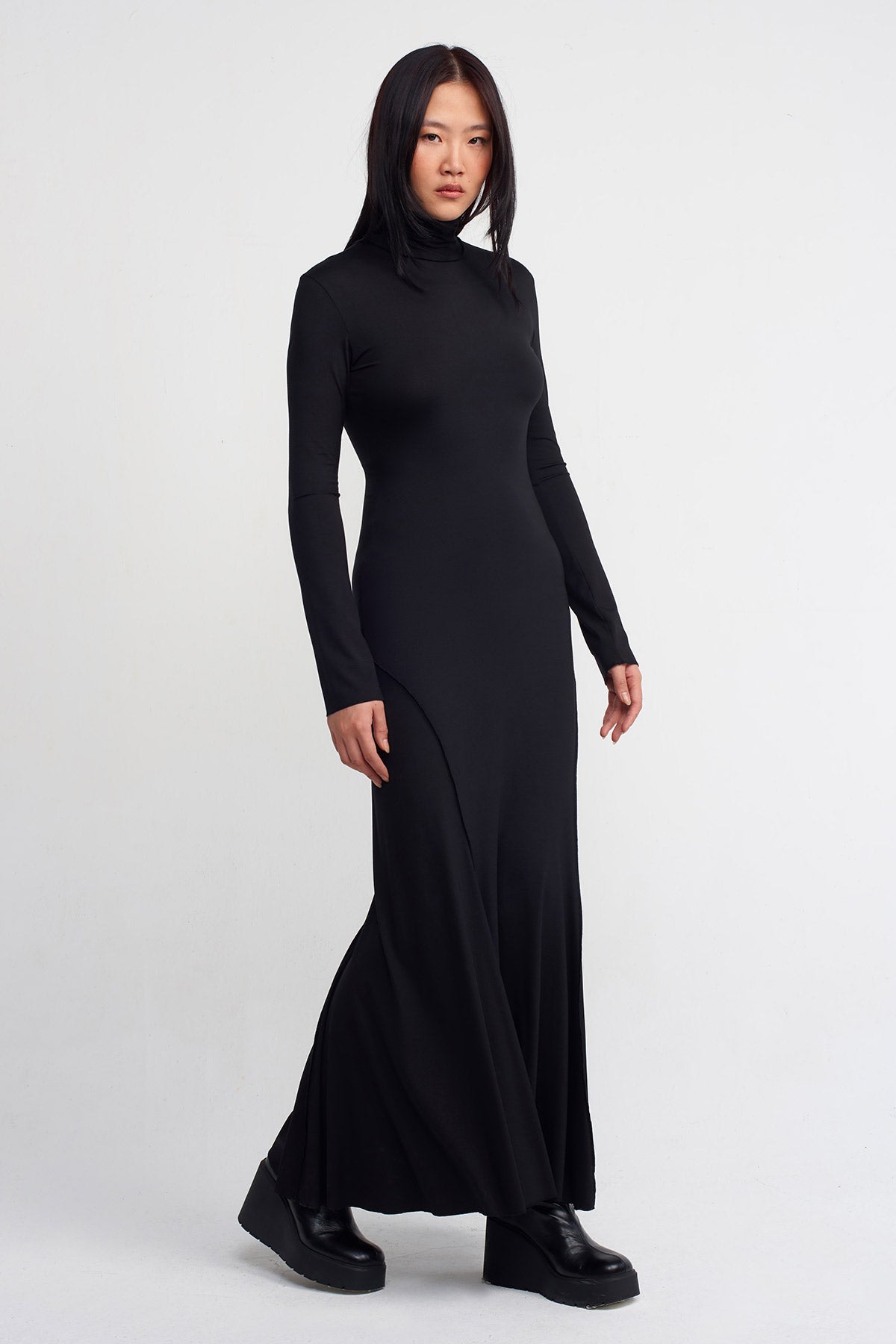 فستان جيرسي أسود ضيق طويل - K244014019