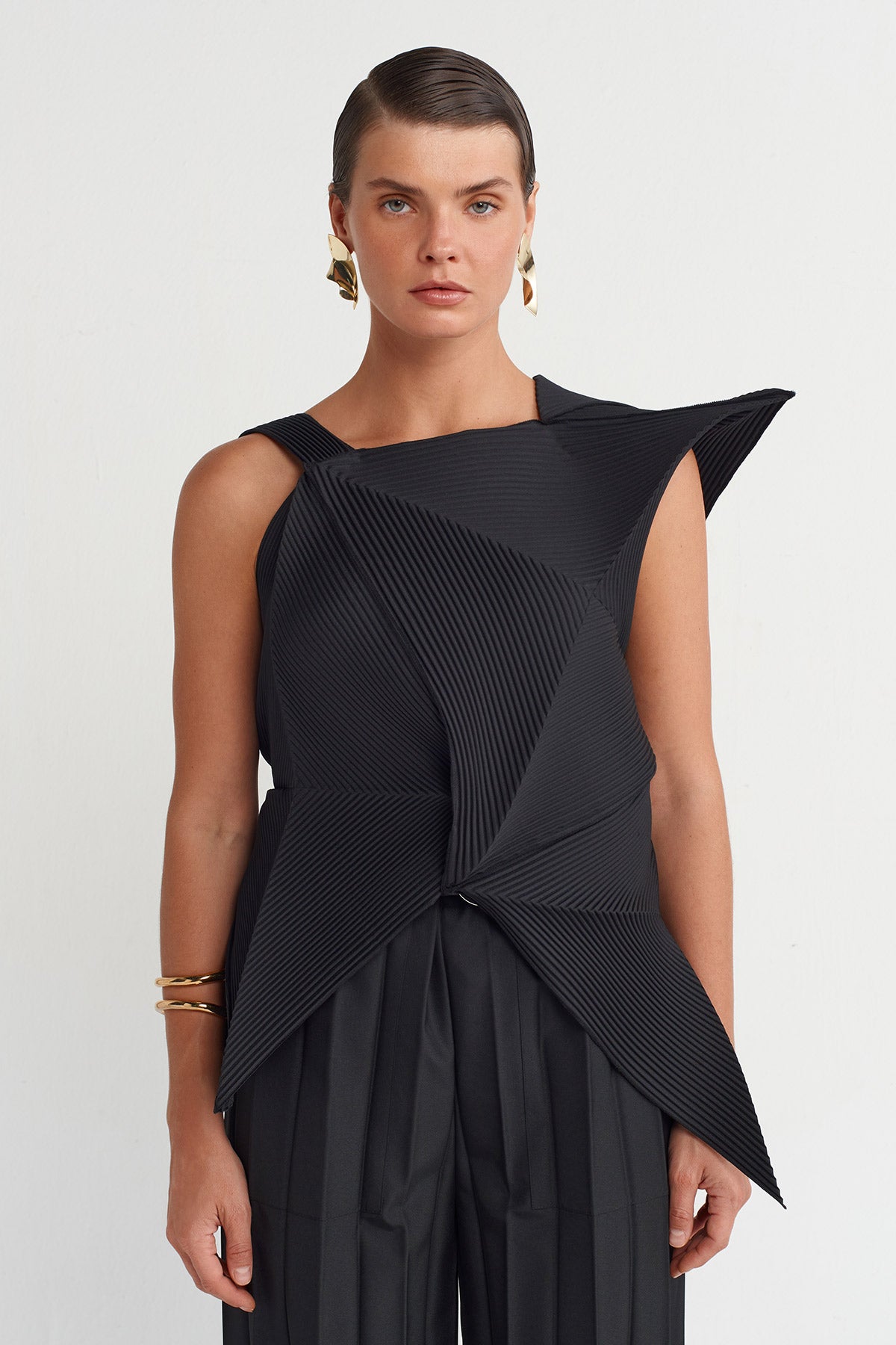 Siyah Origami Formlu Plise Bluz-K251011011