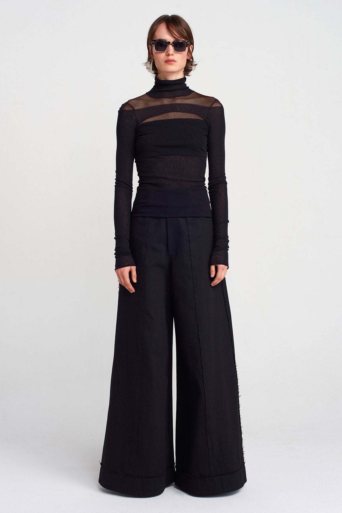Siyah Bloklu Tül Body-K251011032