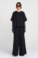 Black Button-Back Basic T-shirt-K251011037