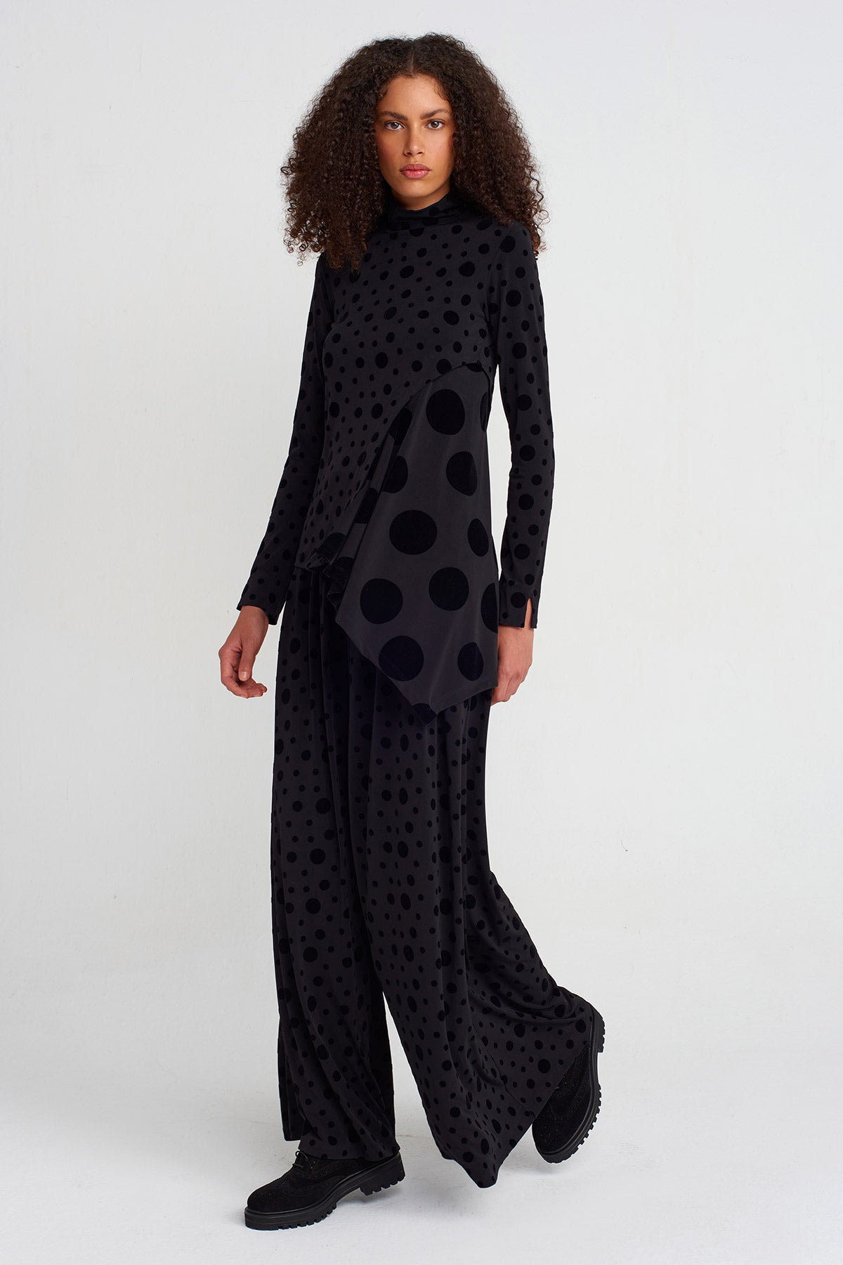 Multicolor Velvet Polka Dot Patterned Jersey Blouse-K251011051