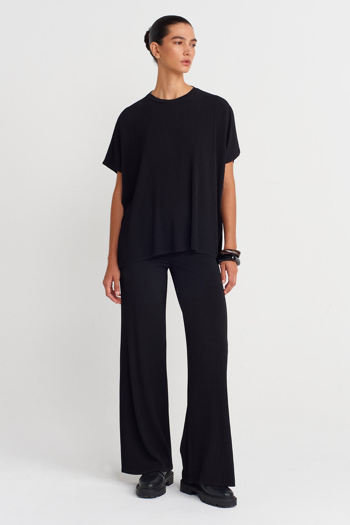 Siyah Piliseli Oversize T-Shirt-K251011137