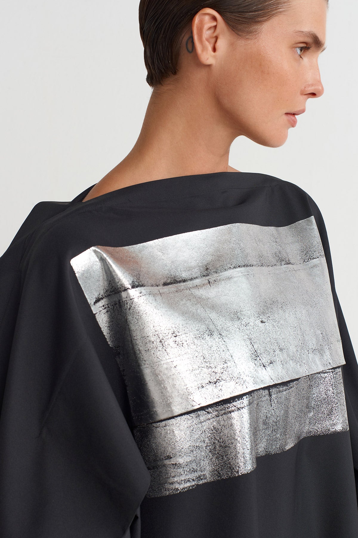 Siyah Metalik Detaylı Oversize Elbise-K254014007