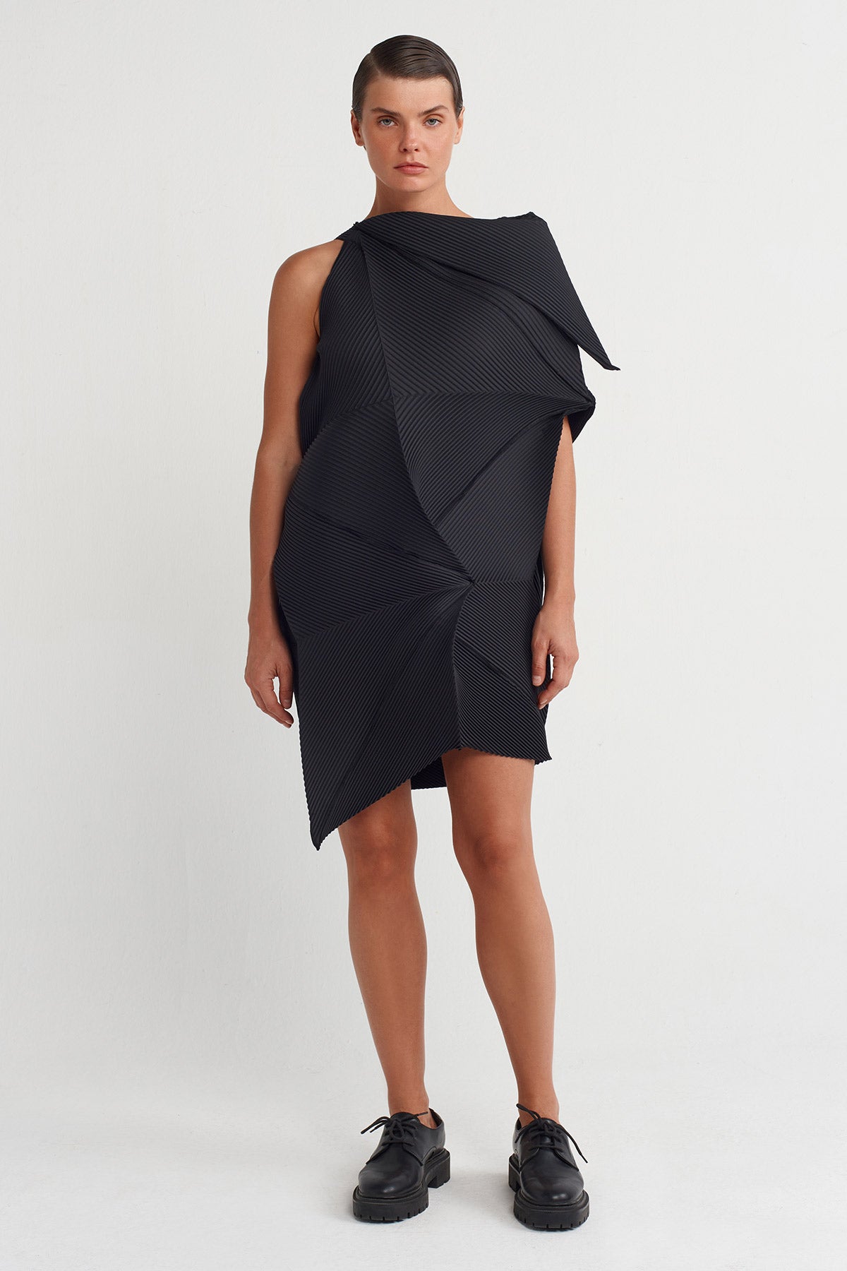 Siyah Origami Formlu Plise Elbise-K254014011