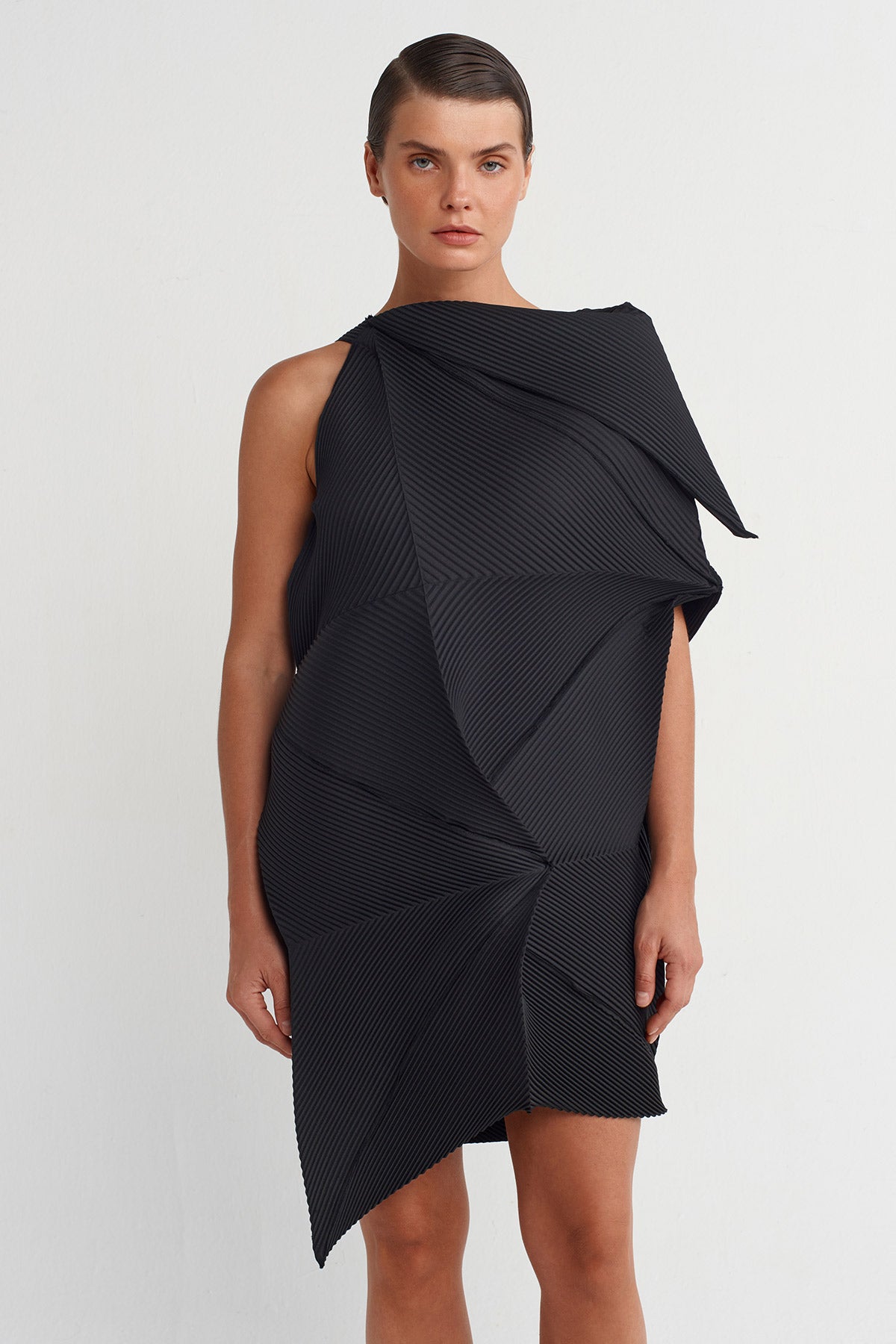 Siyah Origami Formlu Plise Elbise-K254014011