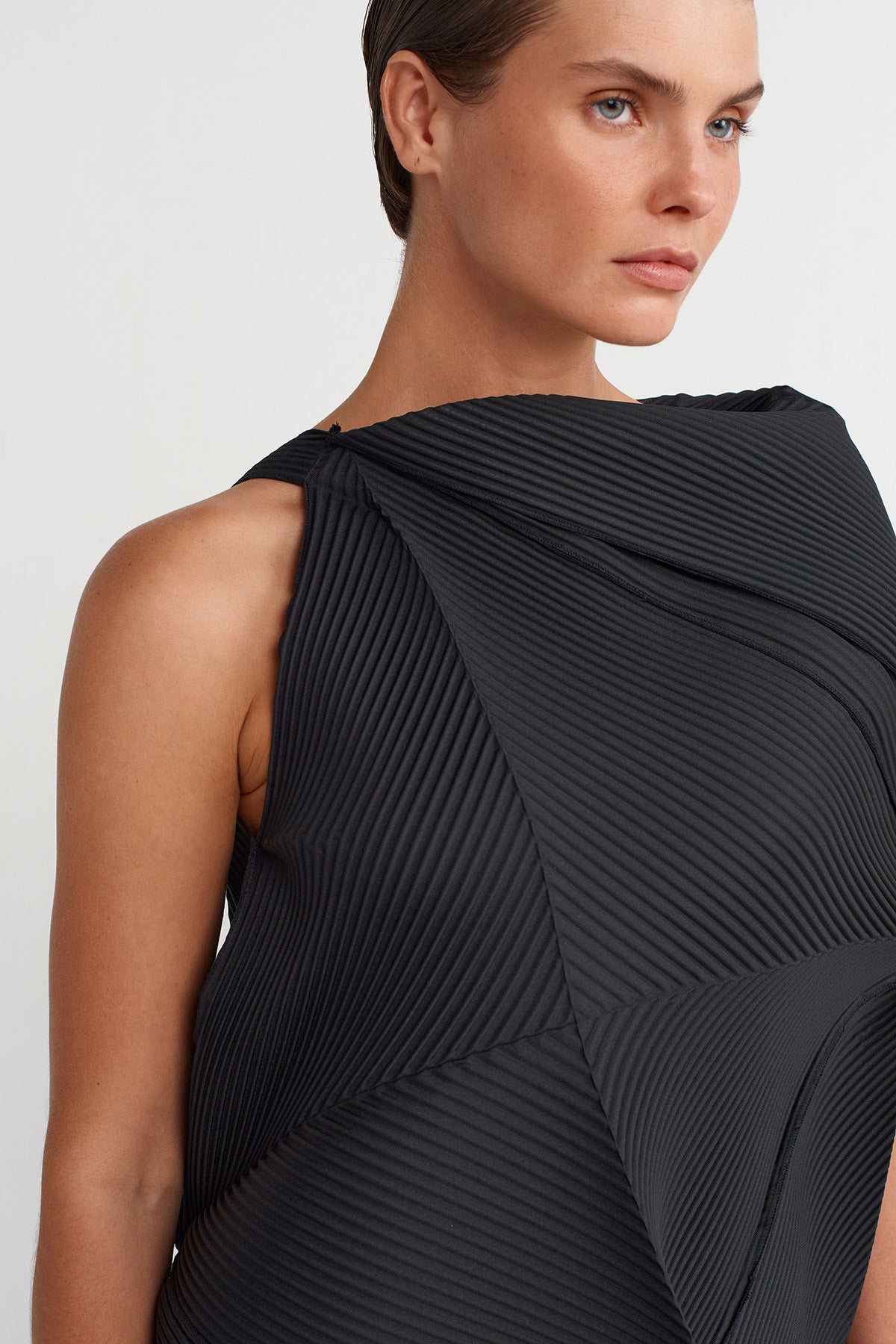 Siyah Origami Formlu Plise Elbise-K254014011