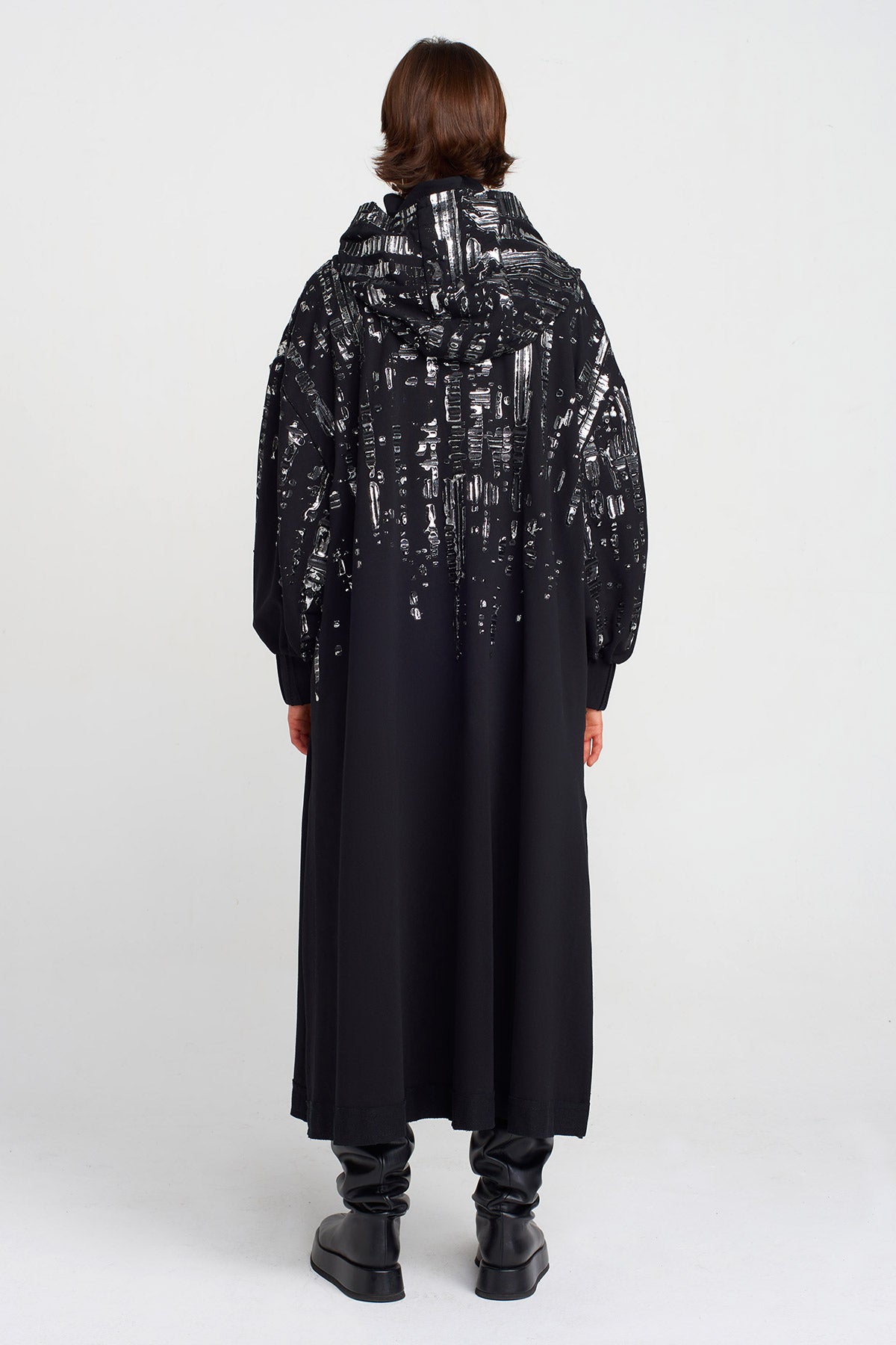 فستان طويل أسود منتفخ فضي مطبوع - K254014036