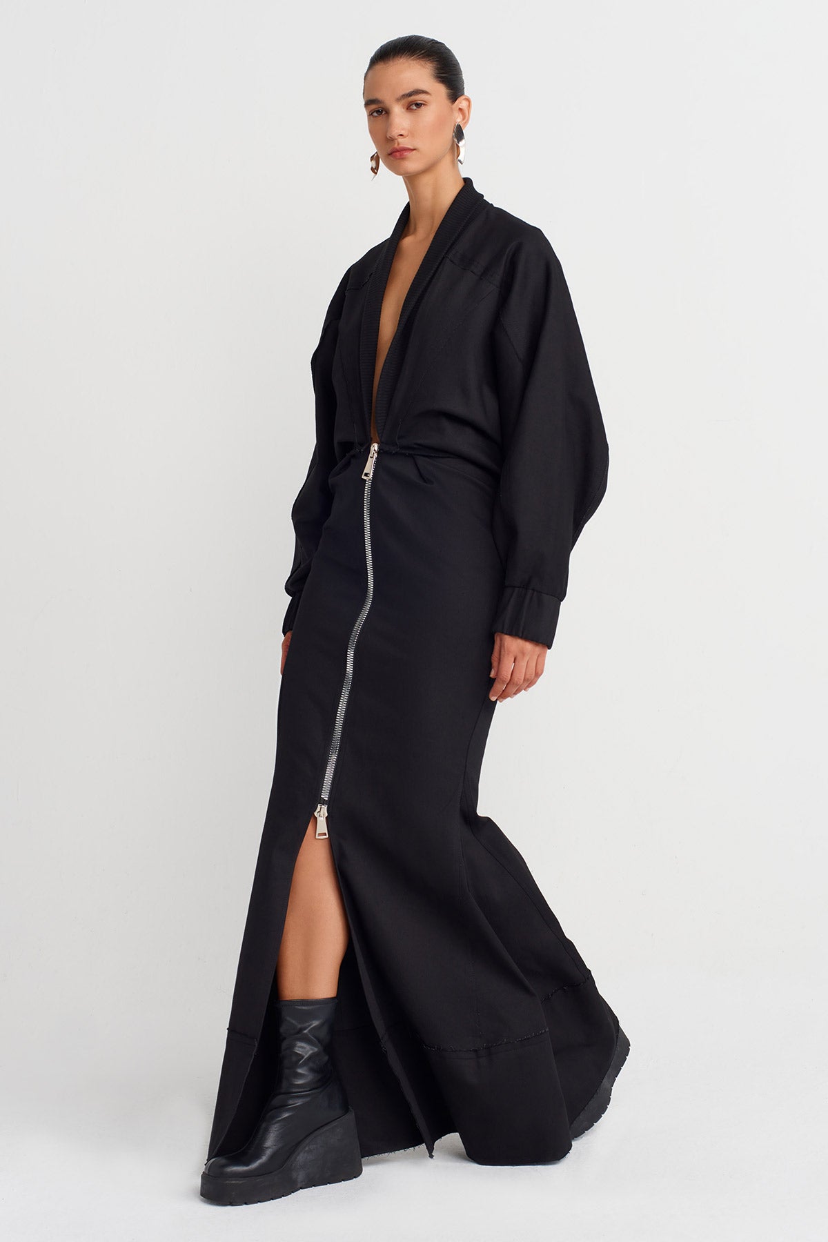 Black Zipper Detailed Maxi Dress-K254014059