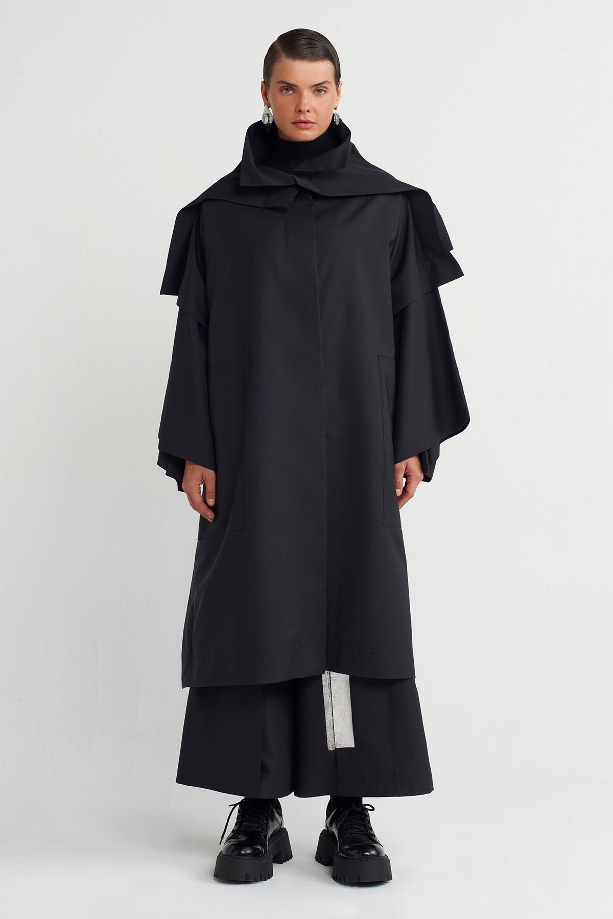 Black Metallic Detailed Layered Trench Coat-K255015004