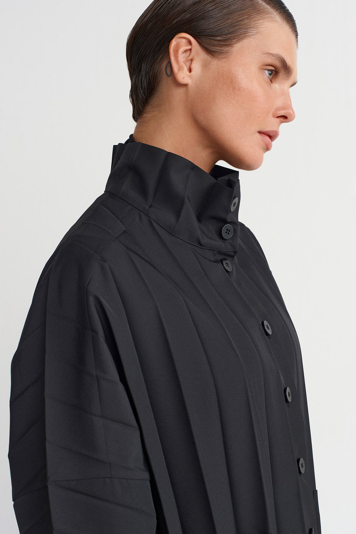 Siyah Pileli Ceket-K255015007