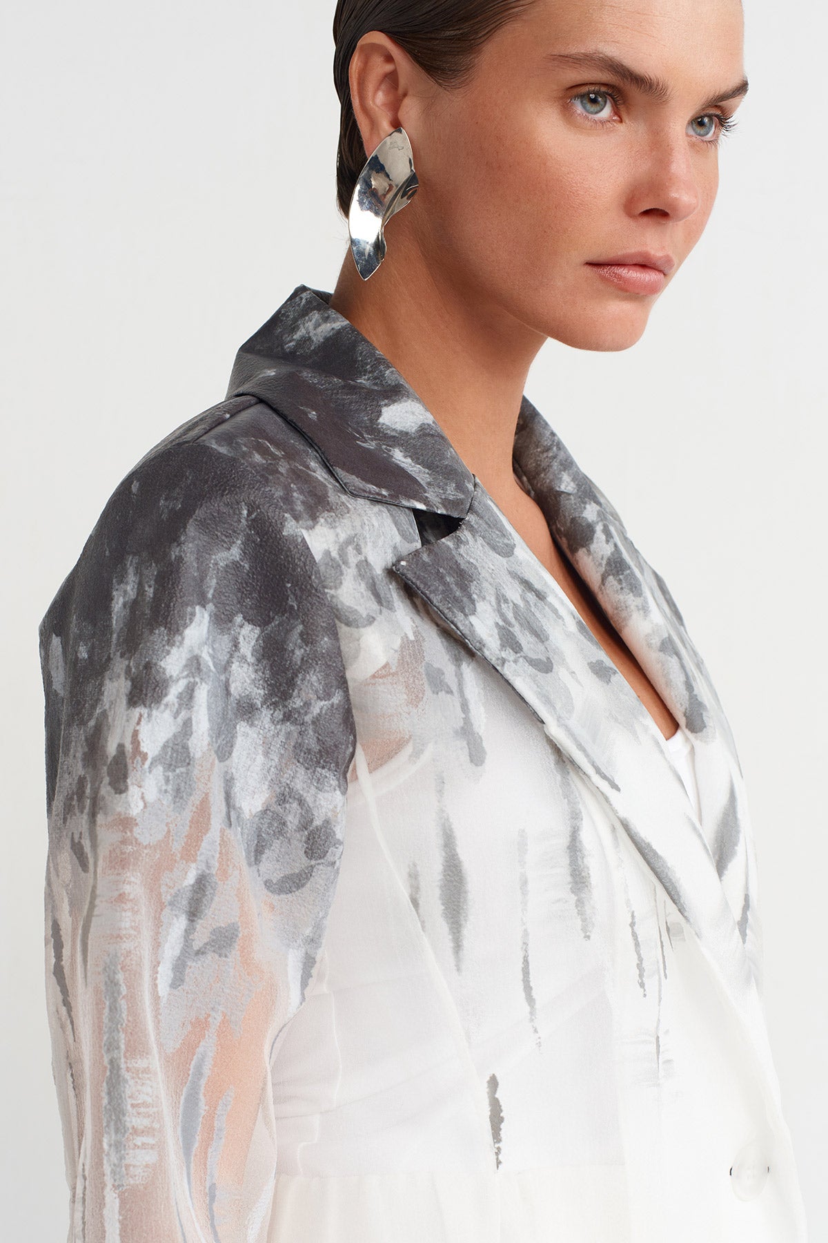 Kırık Beyaz Baskılı Organze Blazer Ceket-K255015010