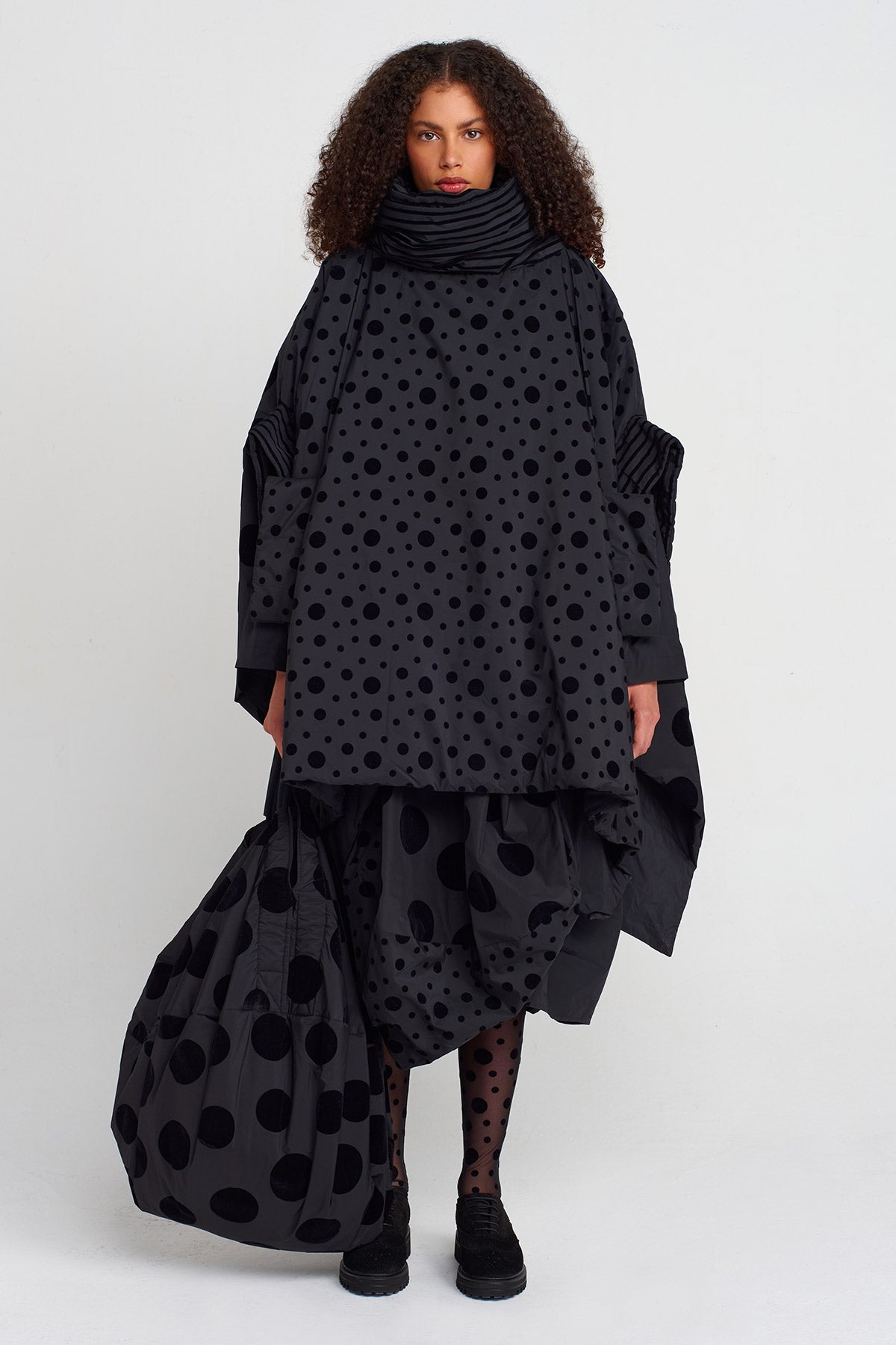 Multicolor Velvet Polka Dot Patterned Oversize Padded Jacket-K255015037