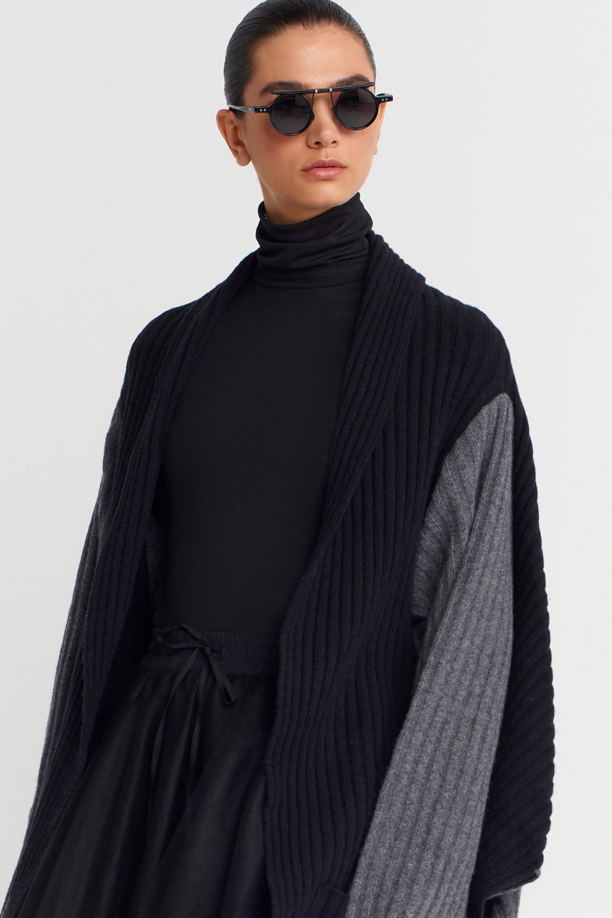 Gri Melanj/Siyah İki Renk Oversize Triko Hırka-K255015069