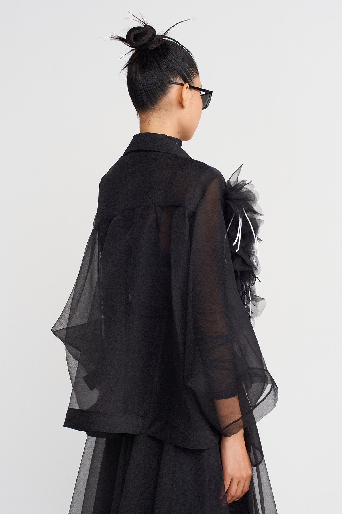 Black / Black Floral Applique Organza Short Jacket-K255015070