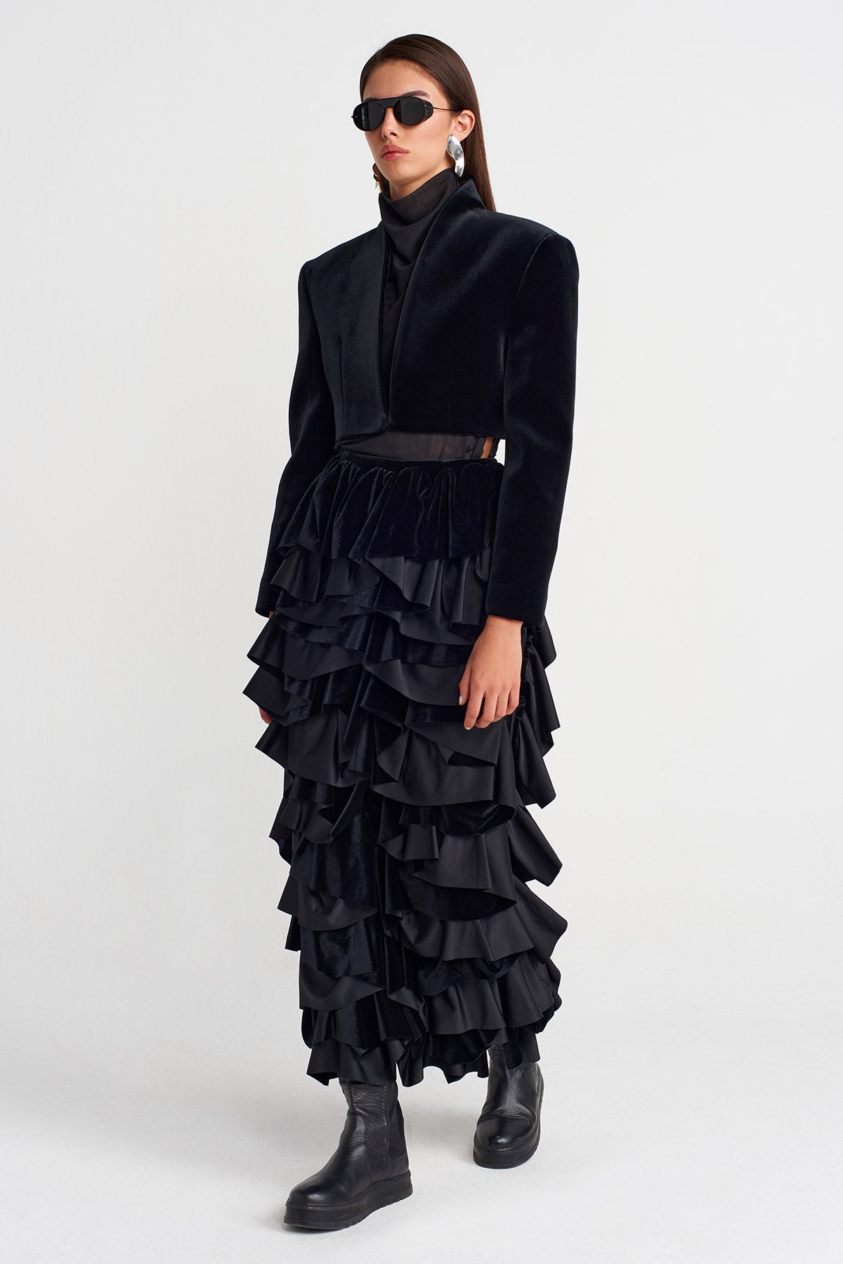 Black Short Velvet Jacket-K255015094