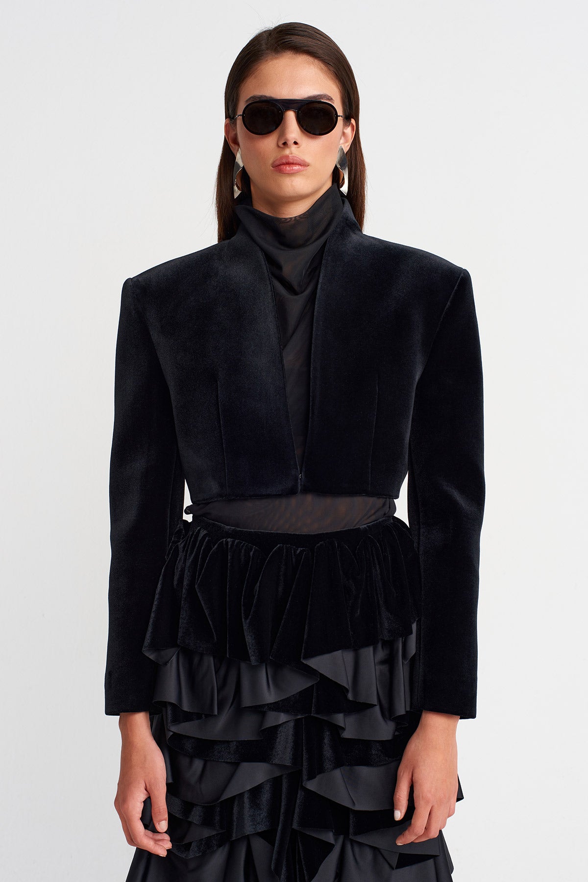 Black Short Velvet Jacket-K255015094
