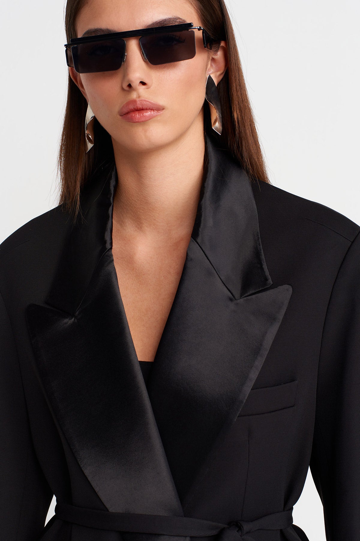 Black Satin Collar Belted Jacket-K255015095
