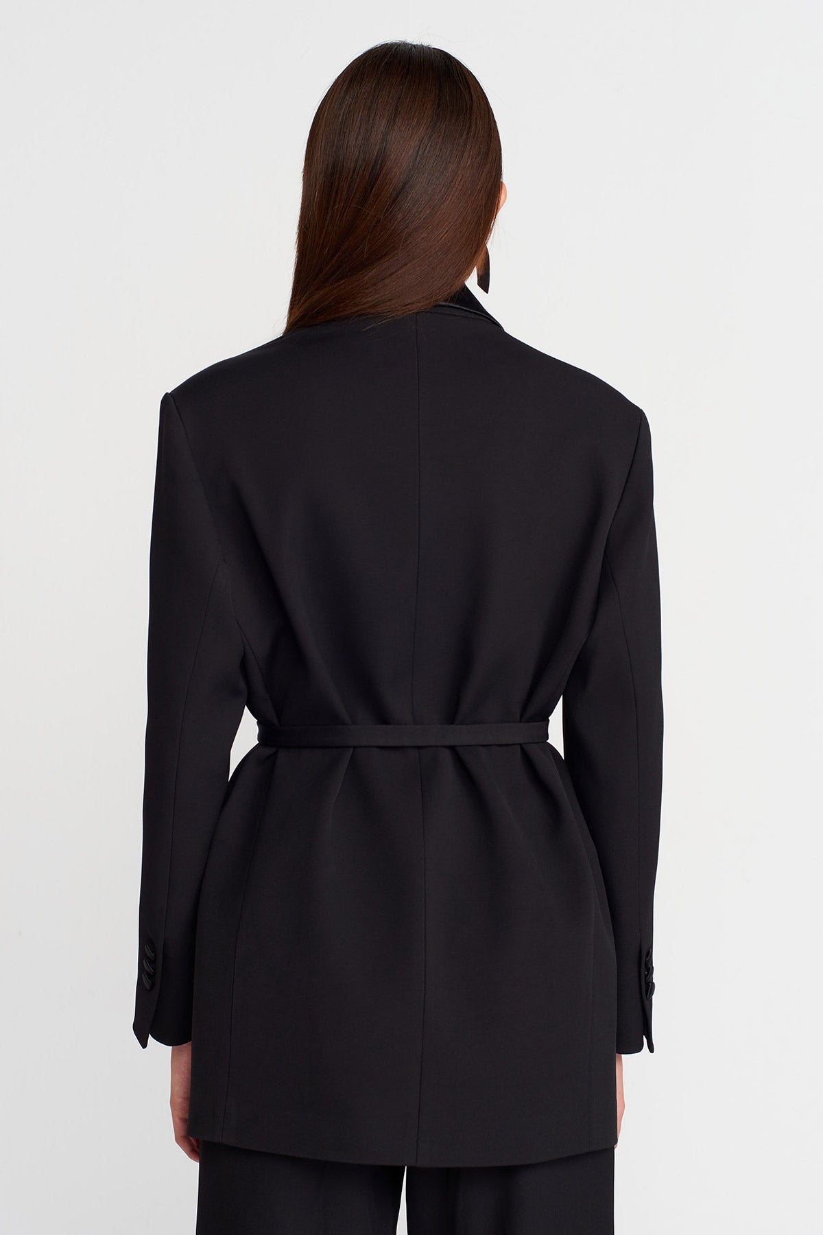 Black Satin Collar Belted Jacket-K255015095