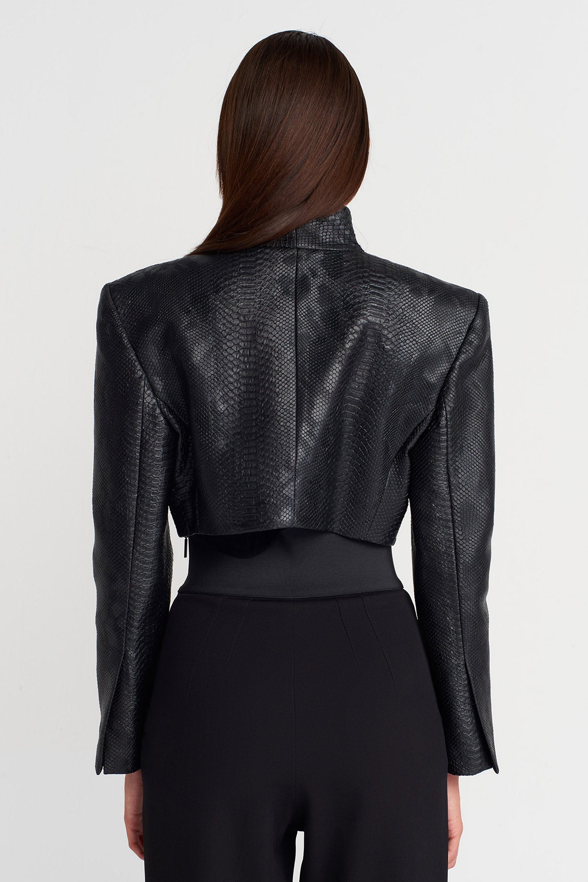 Black Crocodile Textured Short Leather Jacket-K255015096