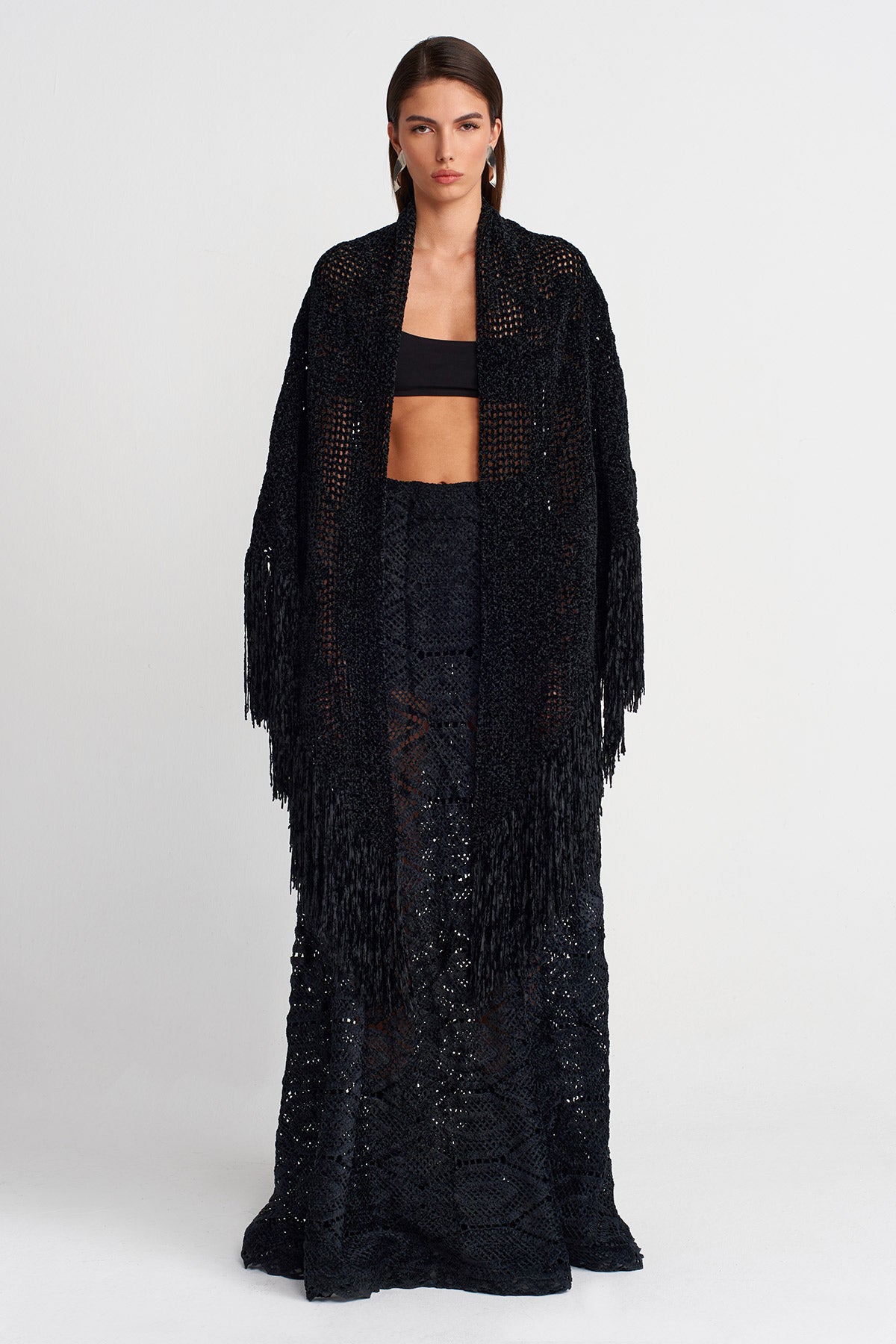 Black Tassel Detailed Knit Shawl-K256016012
