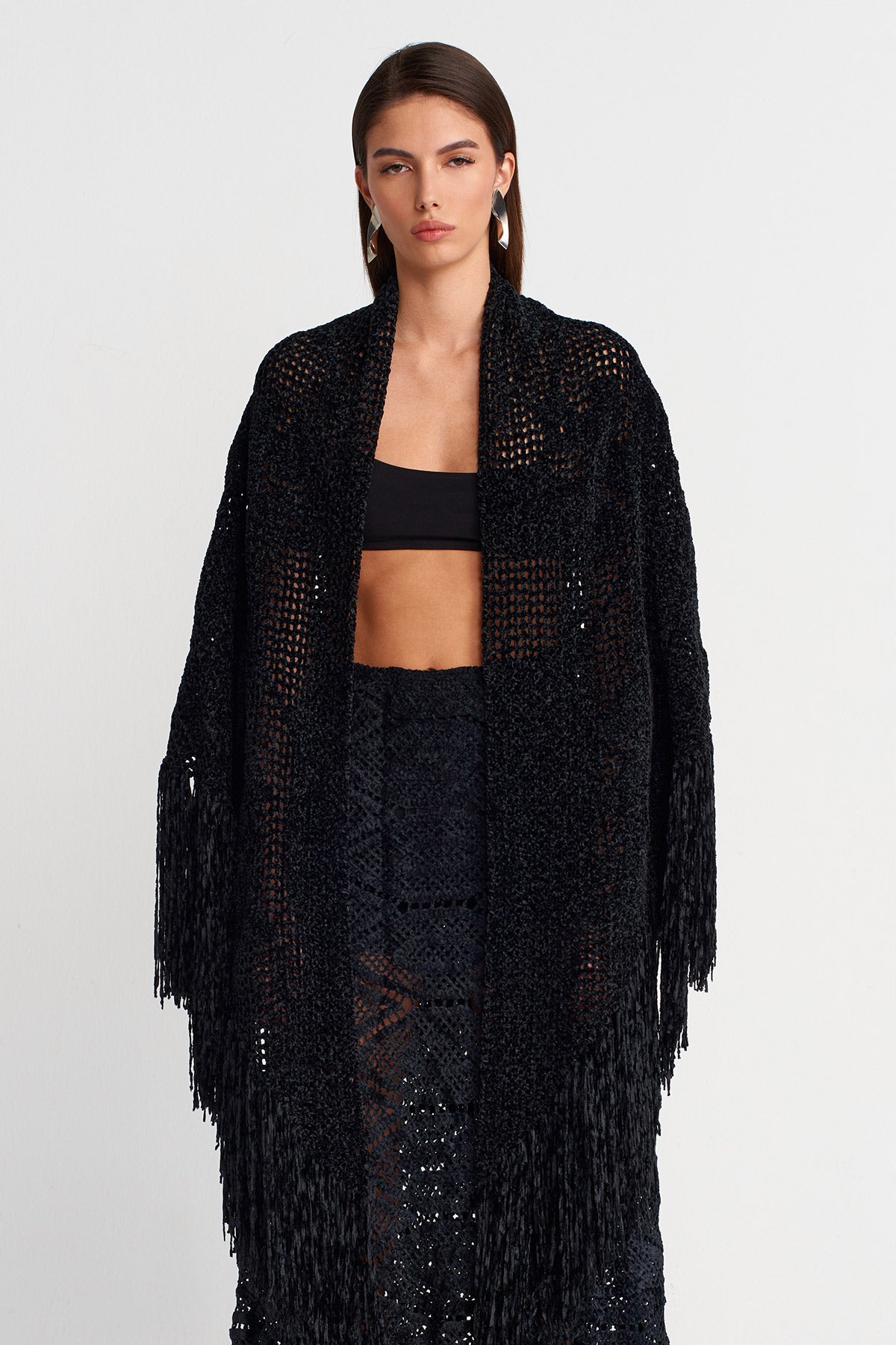Black Tassel Detailed Knit Shawl-K256016012