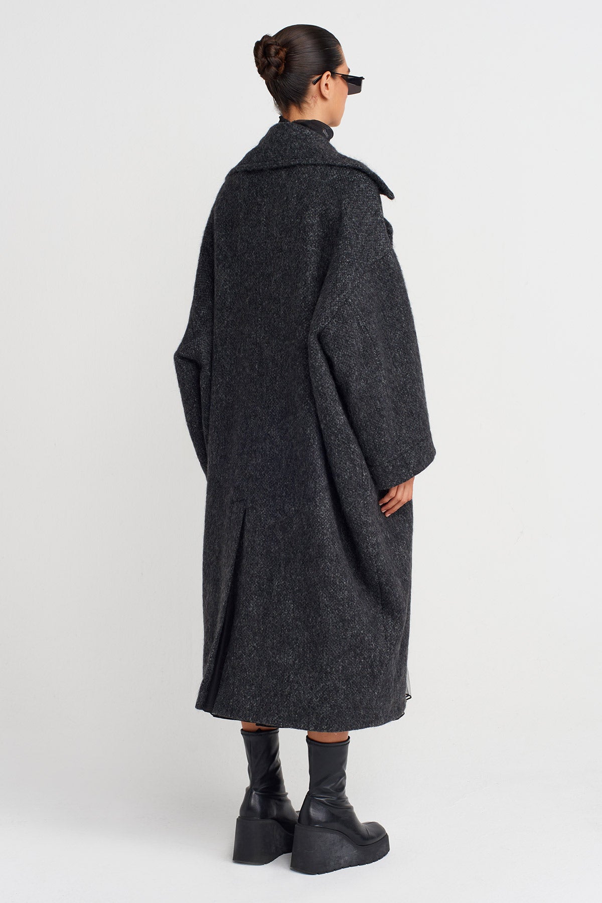 Beyaz/Siyah Oversize Kaban-K257017009