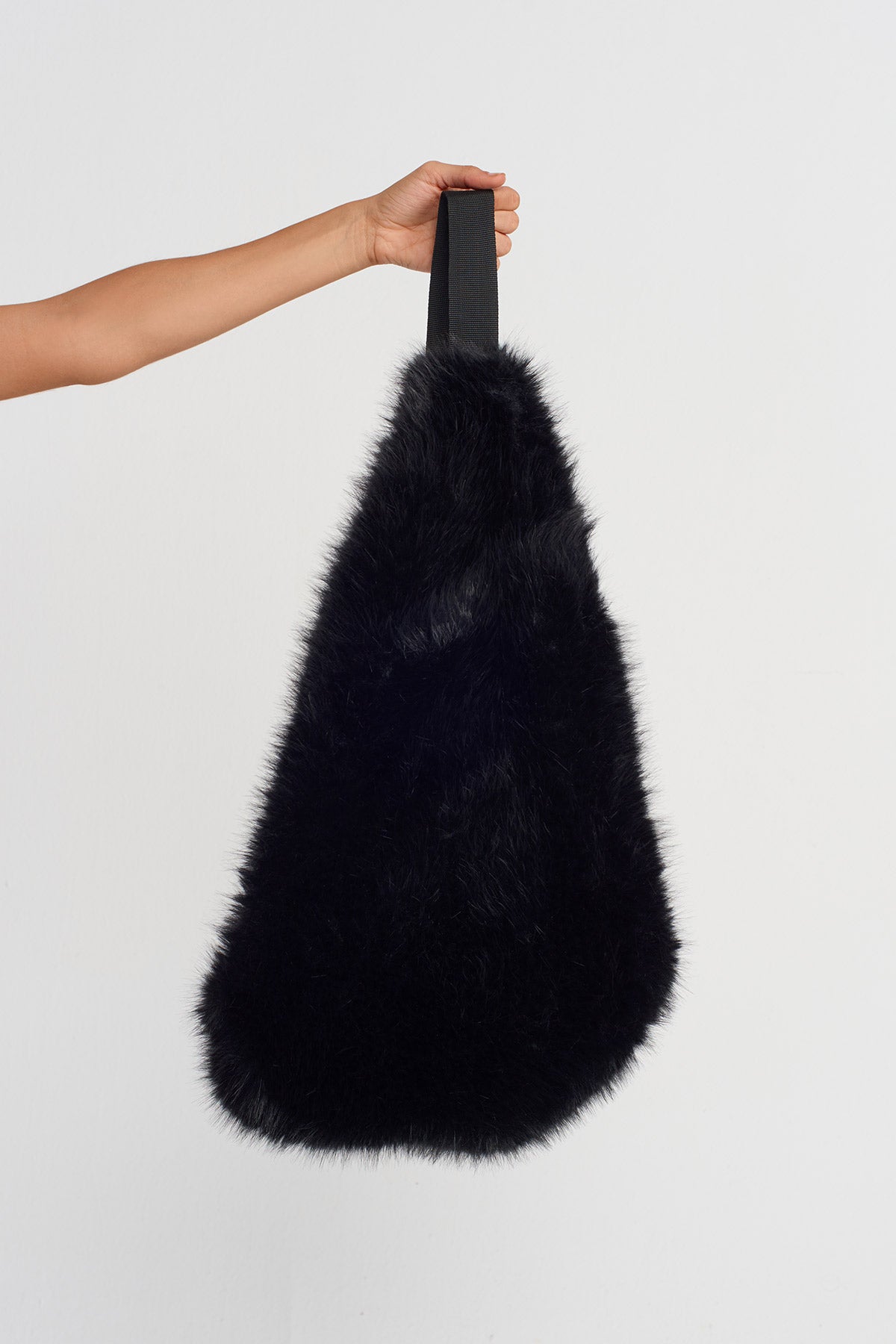 Black Faux Fur Bag-K258018010