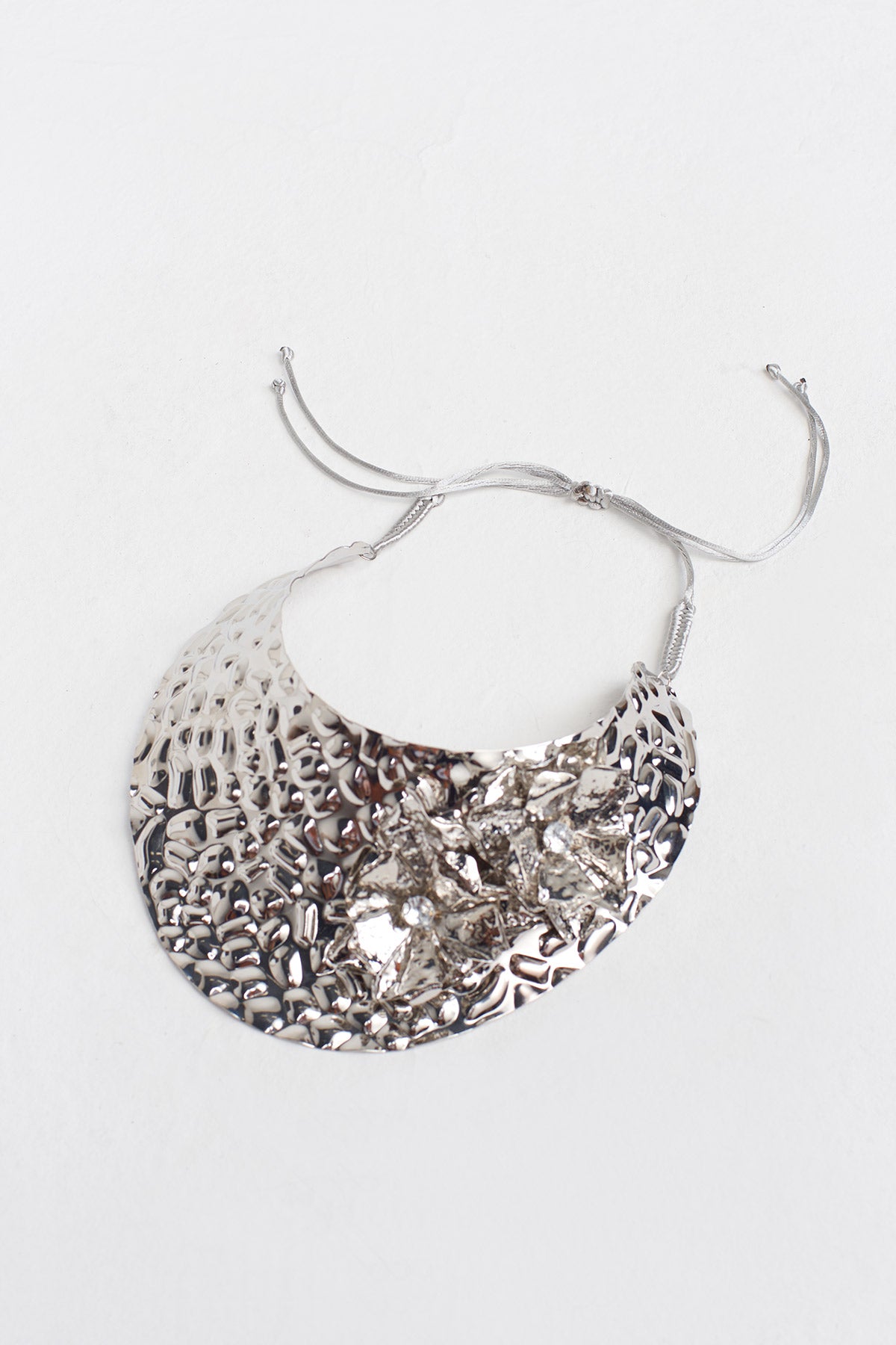 Gümüş Kristal Taşlı, Floral Metal Kolye-K259019009