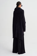 Siyah Oversize Yaka Detaylı Triko Kazak-K261011024