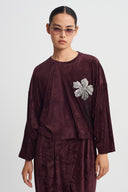 Bordo Broş Detaylı Kadife T-Shirt-K261011118