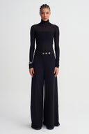 Siyah Metal Düğme Detaylı Geniş Paça Pantolon-K263013008