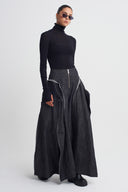 Siyah Plise Detaylı Geniş Paça Pantolon-K263013011