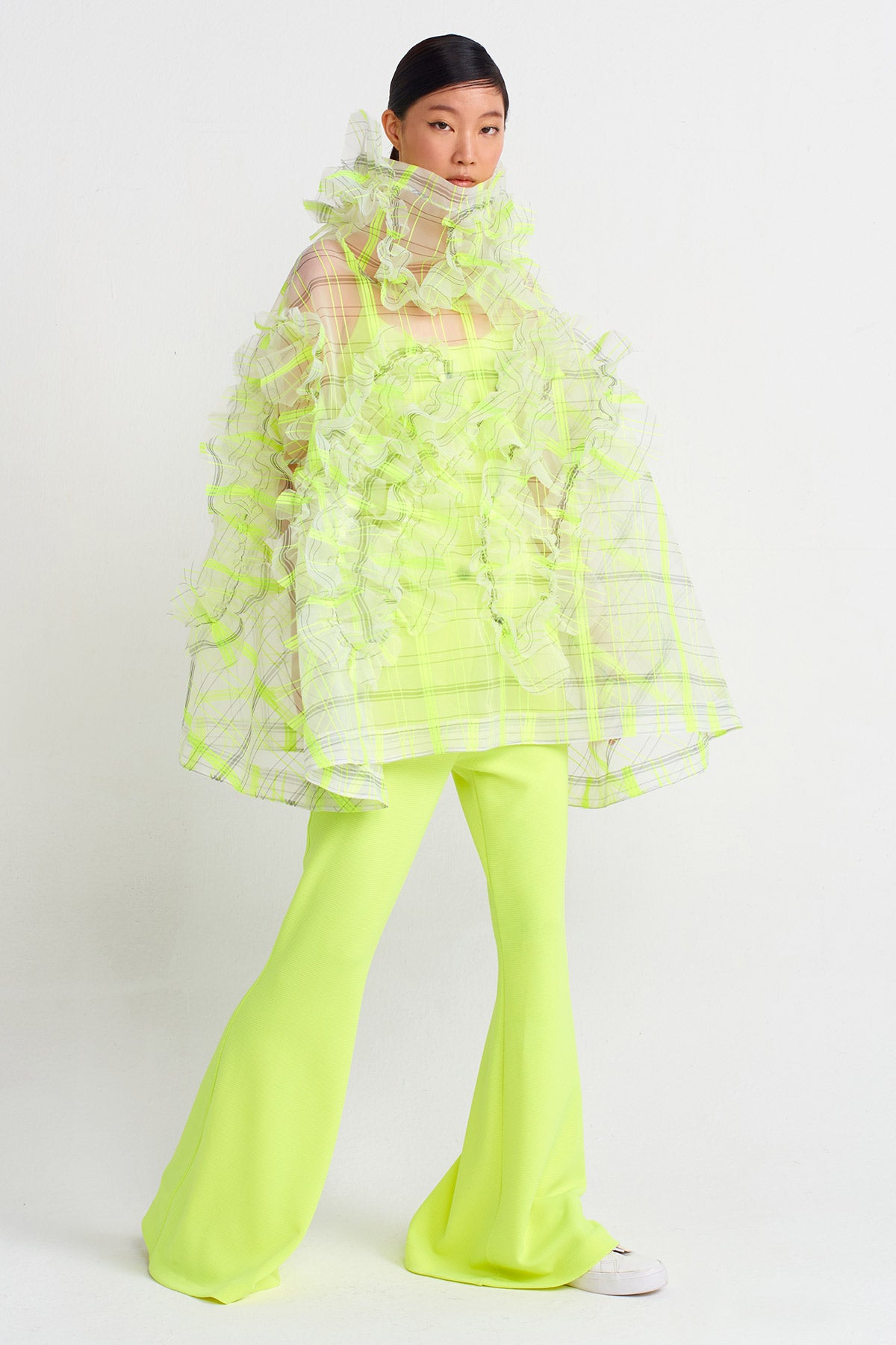 Neon Yeşil Ekose Baskılı Organze Fluffy Bluz-Y241011098