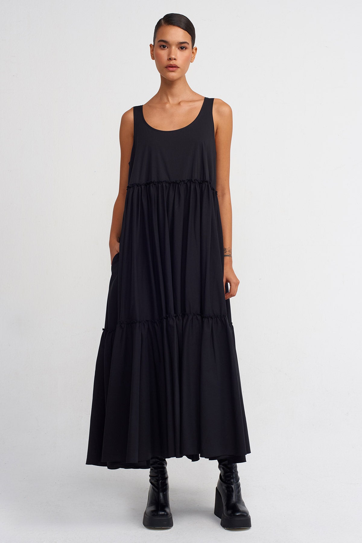 Siyah Poplin Askılı Elbise-Y244014009