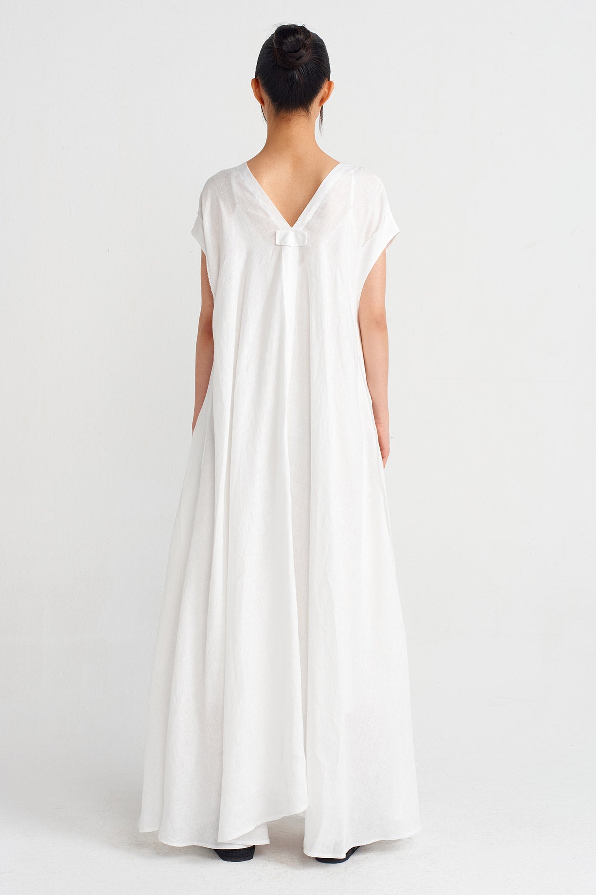 Kırık Beyaz V Yaka Keten Elbise-Y244014059