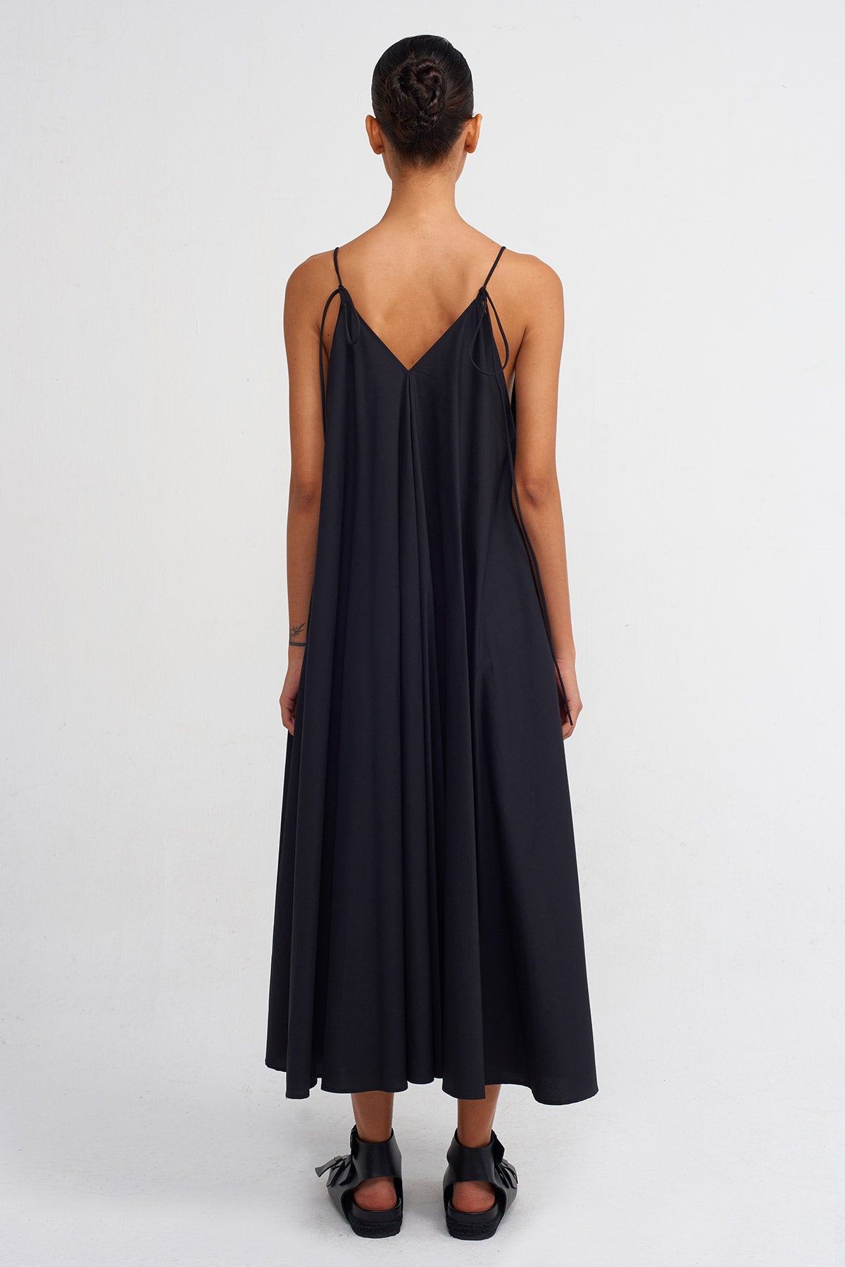 Siyah Askılı Poplin Elbise-Y244014064