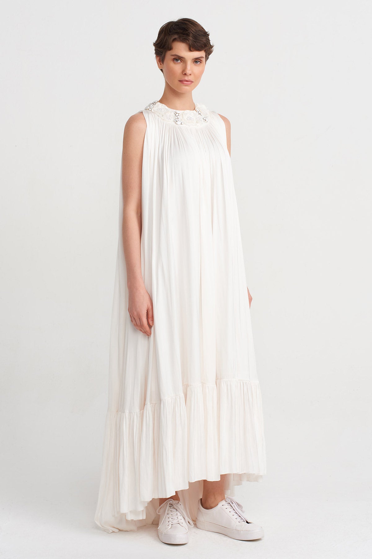 Kırık Beyaz Yakası İşlemeli, Uzun Şık Elbise-Y244014129