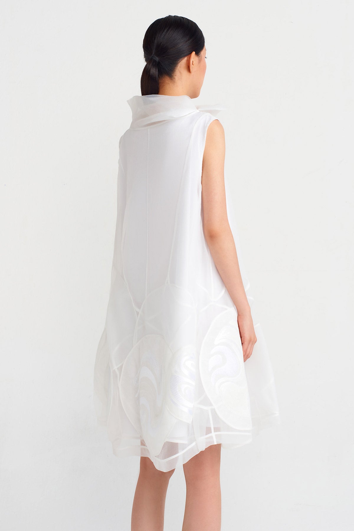 Kırık Beyaz Organze Üzeri İşleme Detaylı Kısa Elbise-Y244014149