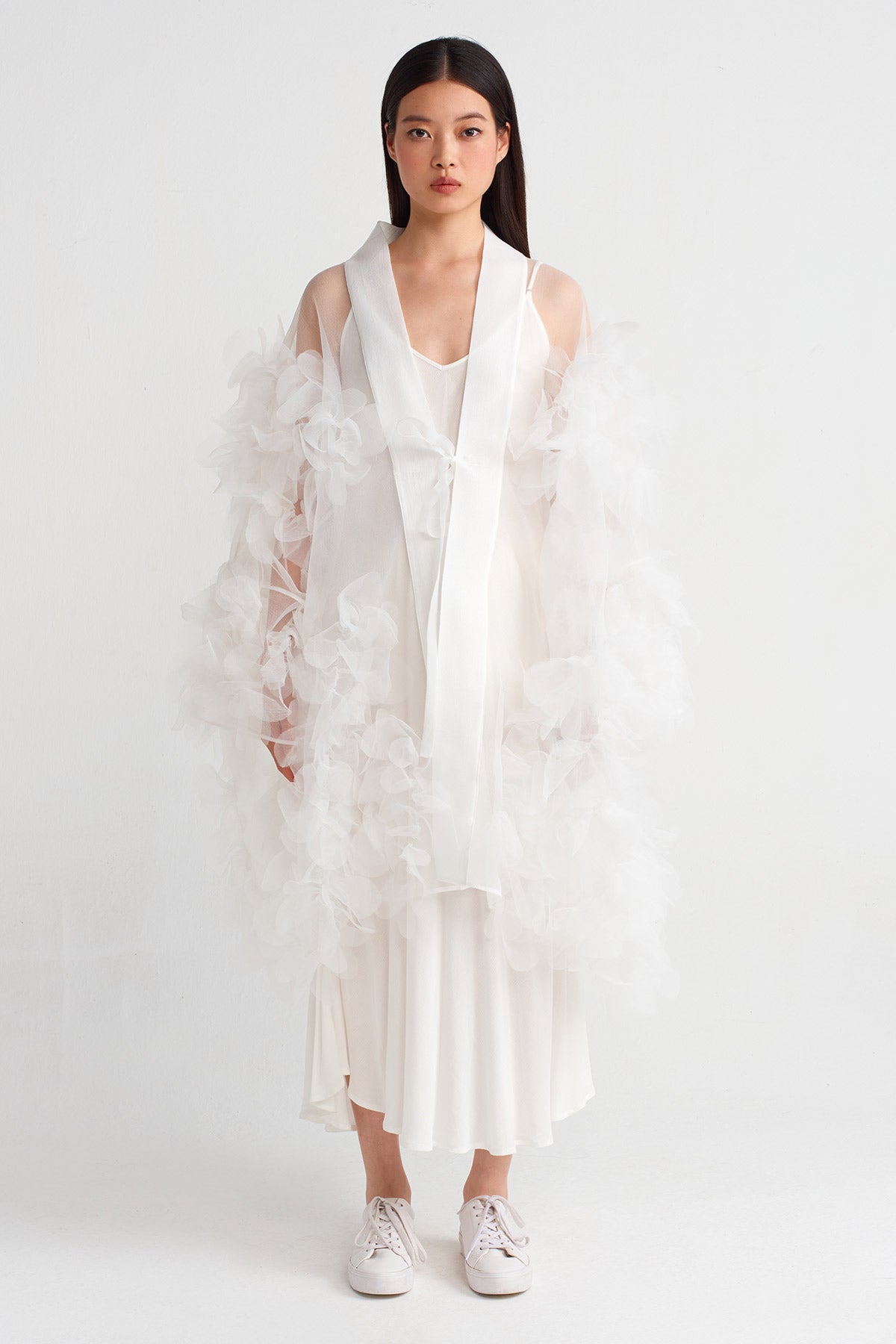 Kırık Beyaz Çiçek Motifli Organze Kimono-Y245015093