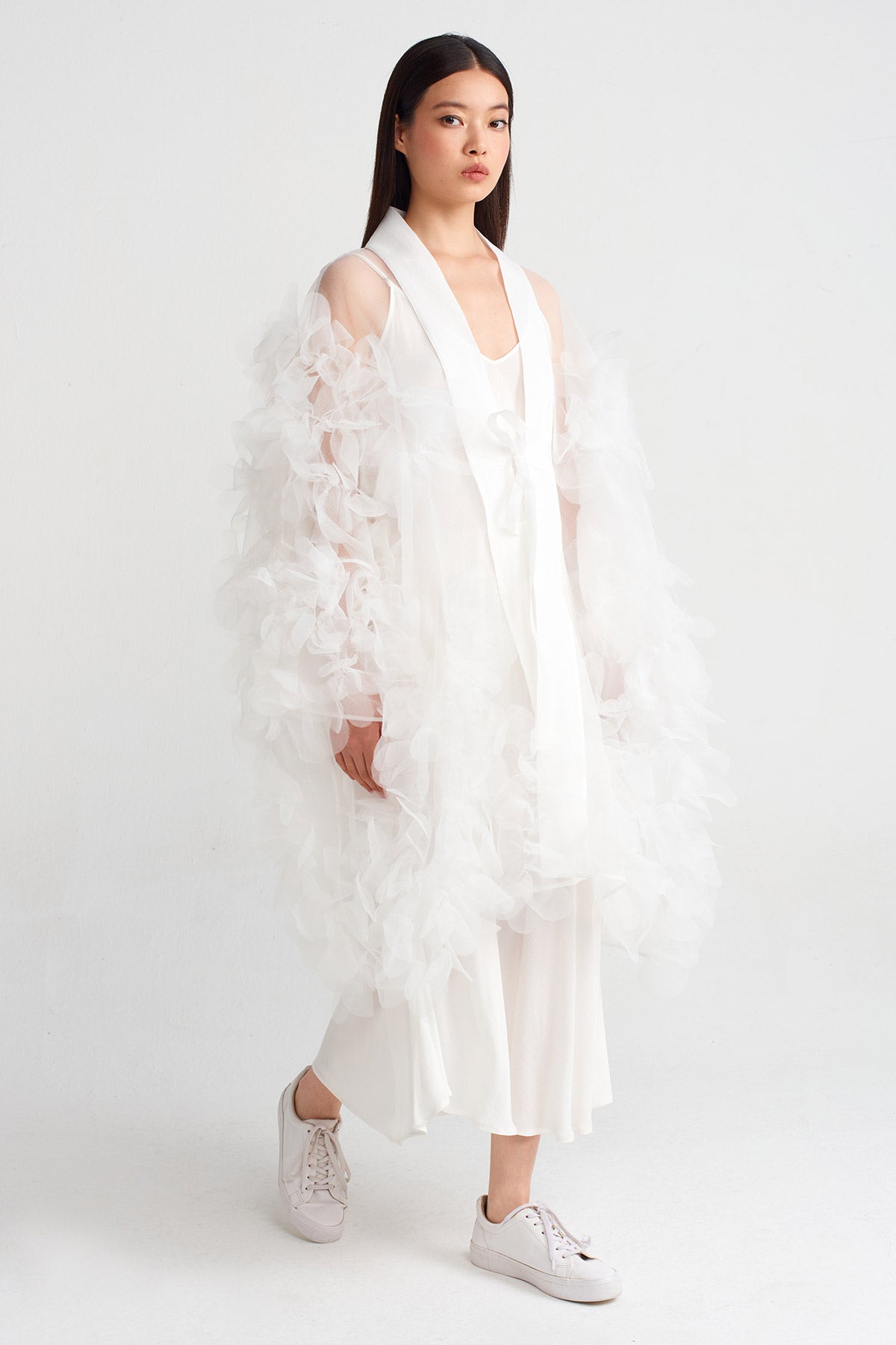 Kırık Beyaz Çiçek Motifli Organze Kimono-Y245015093
