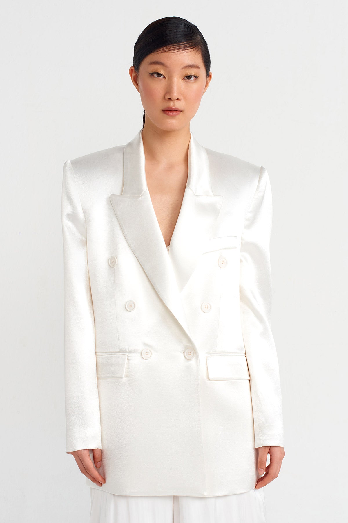 Kırık Beyaz Şık Saten Blazer Ceket-Y245015103