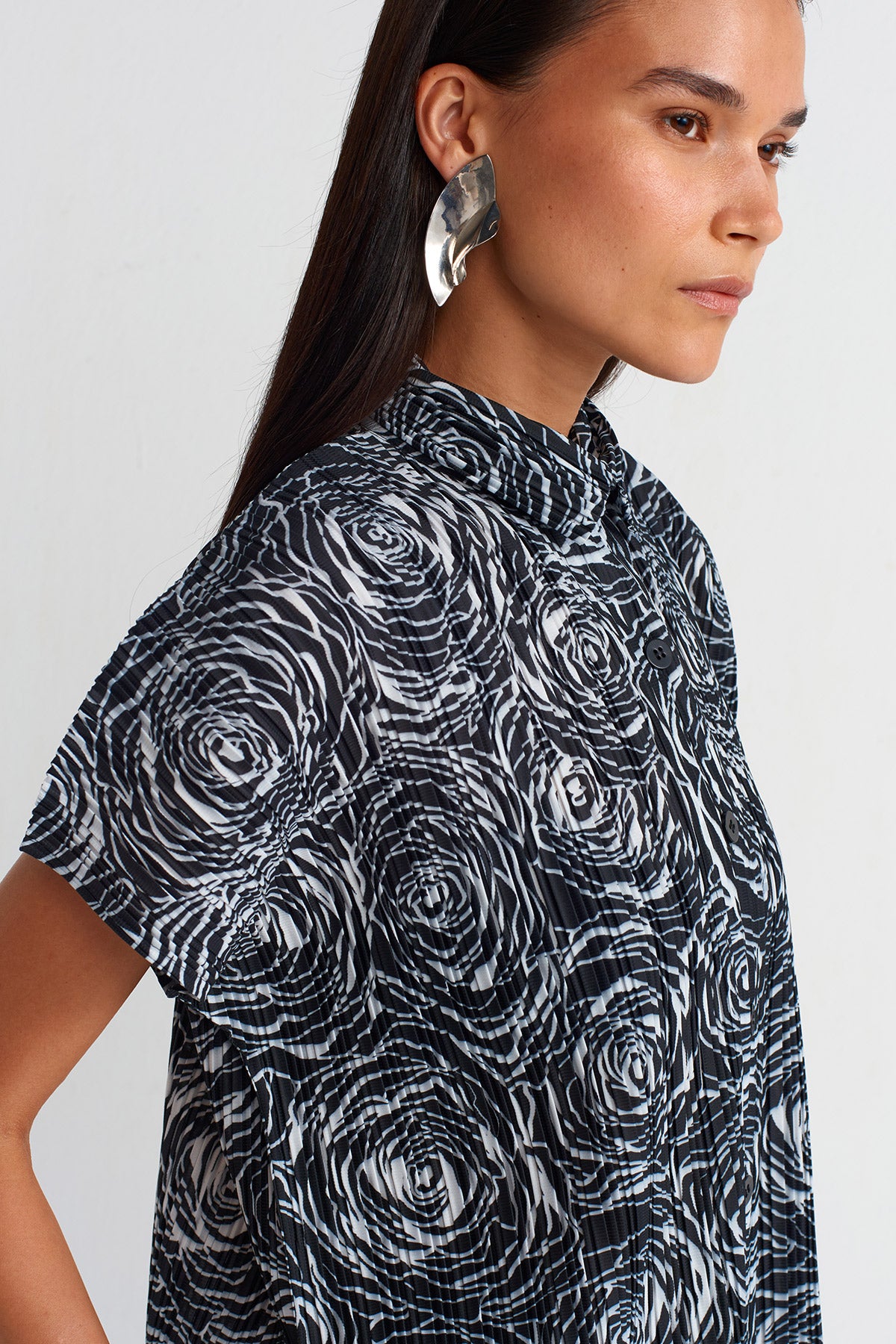 Patterned Pleated Long Shirt-Y251011053