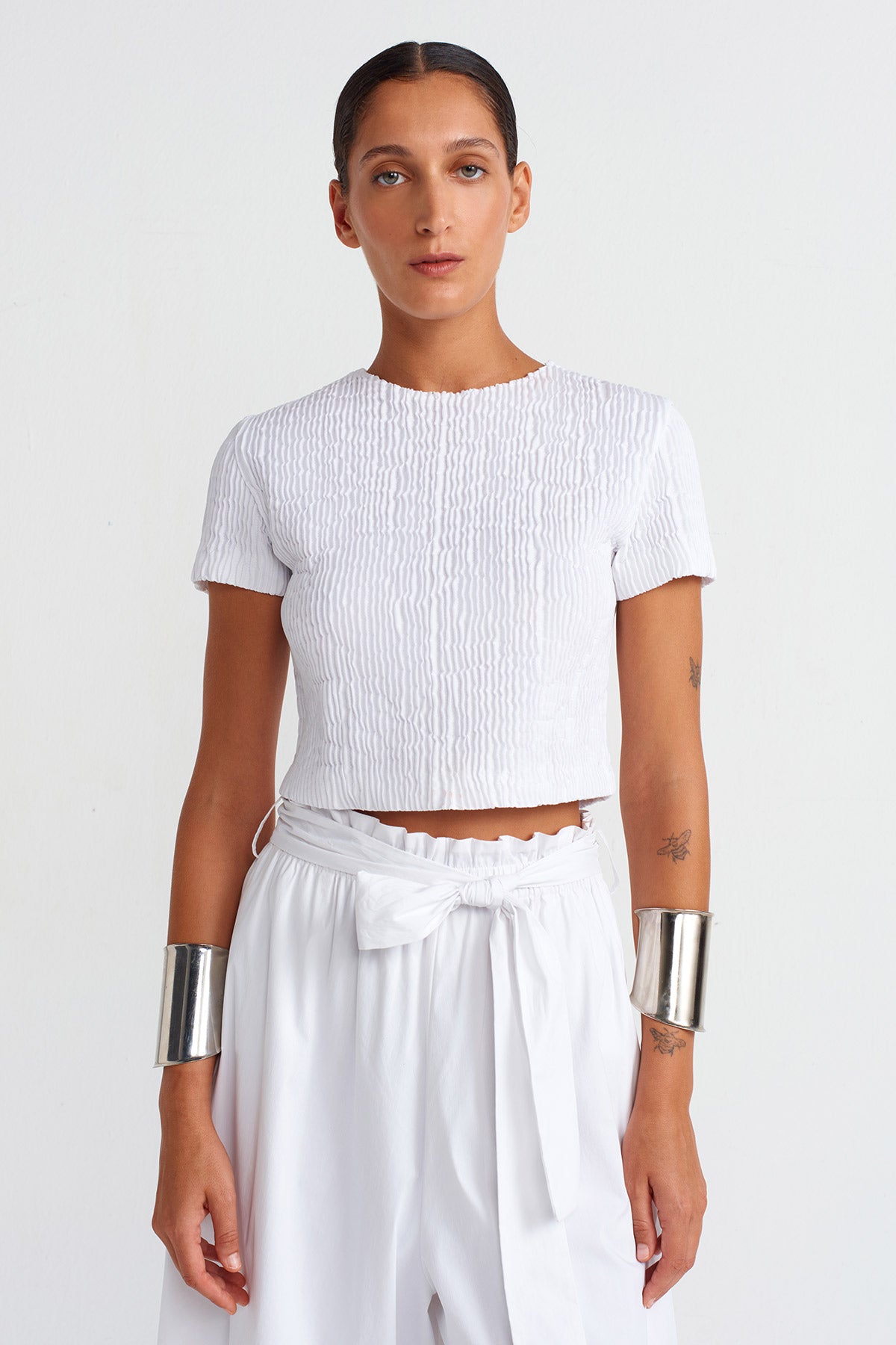 Kırık Beyaz Kısa Kol Brode Poplin T-shirt-Y251011070