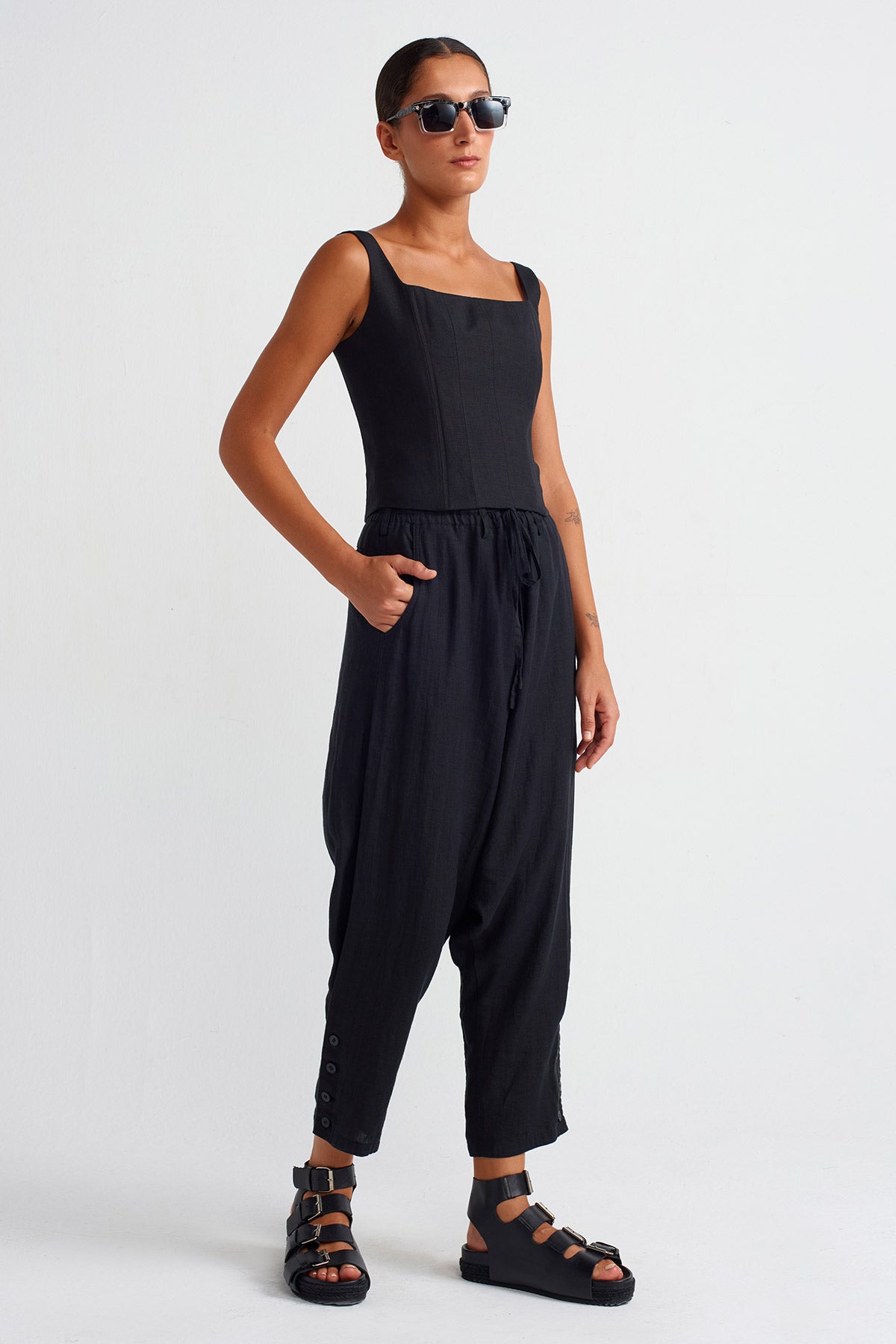 Black Linen Corset Blouse-Y251011073