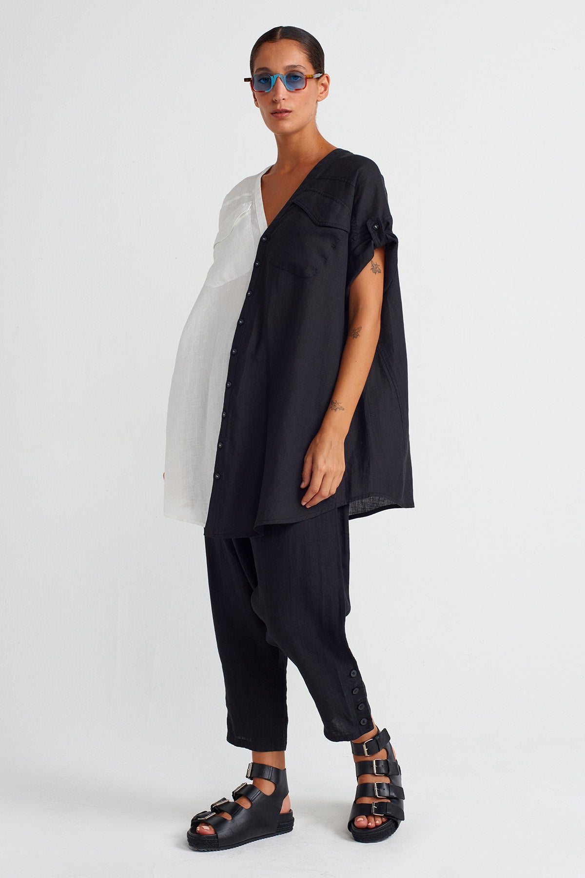 Black / White Color Block Linen Blouse-Y251011074